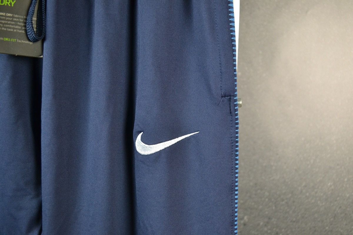 Nike Tottenham Hotspur Nike soccer football pants Spurs trousers Size US 36 / EU 52 - 4 Thumbnail