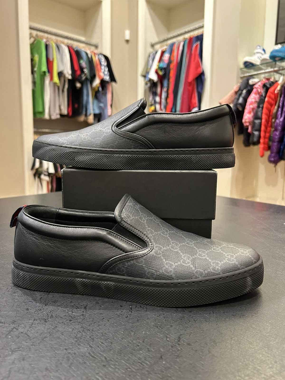 Gucci Gucci Monogram Slip On Sneakers Size US 10 / EU 43 - 1 Thumbnail