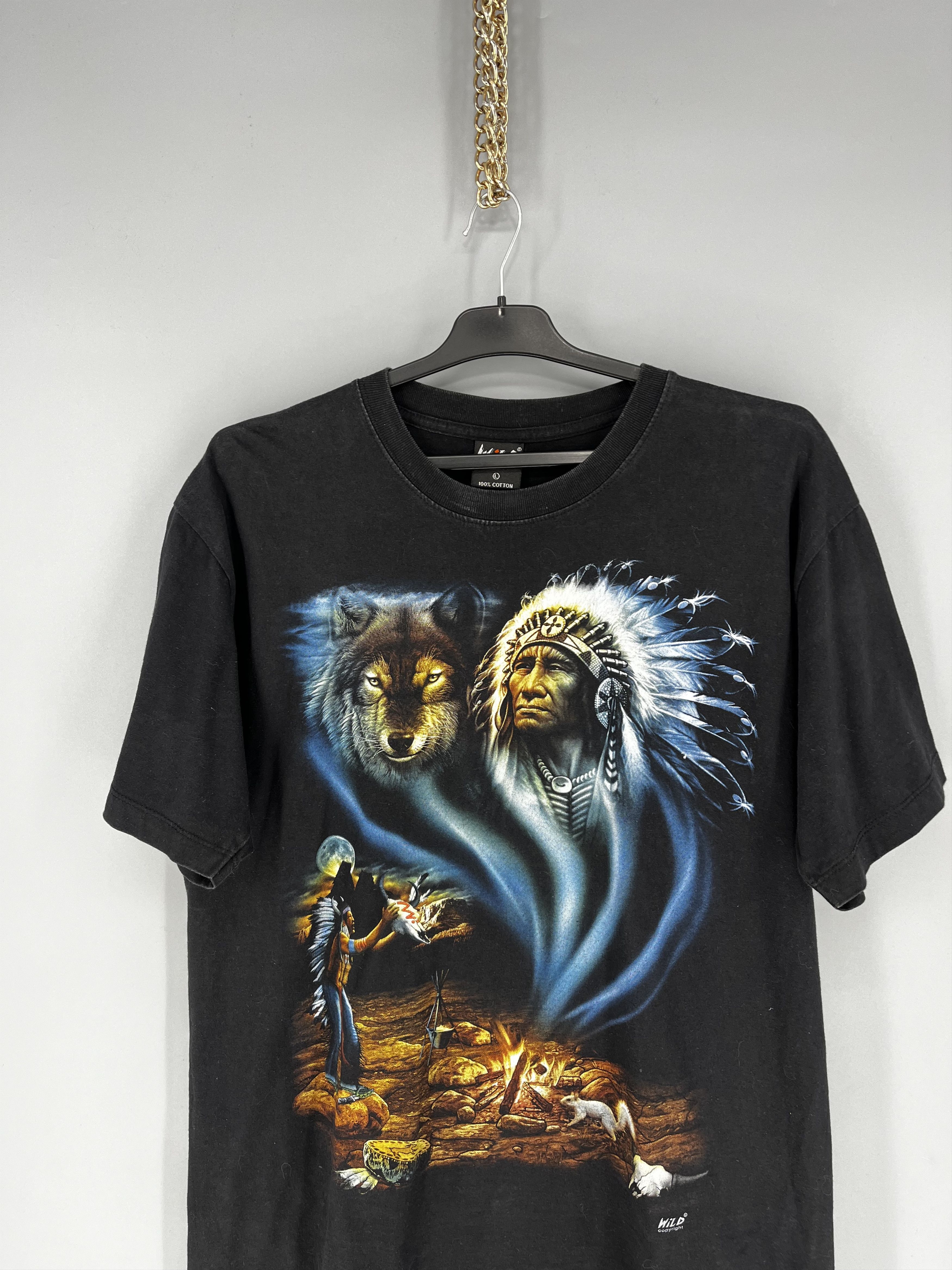 Band Tees Vintage Wild Indian Chief American Native Wolf heavy t-shirt Size US L / EU 52-54 / 3 - 6 Thumbnail
