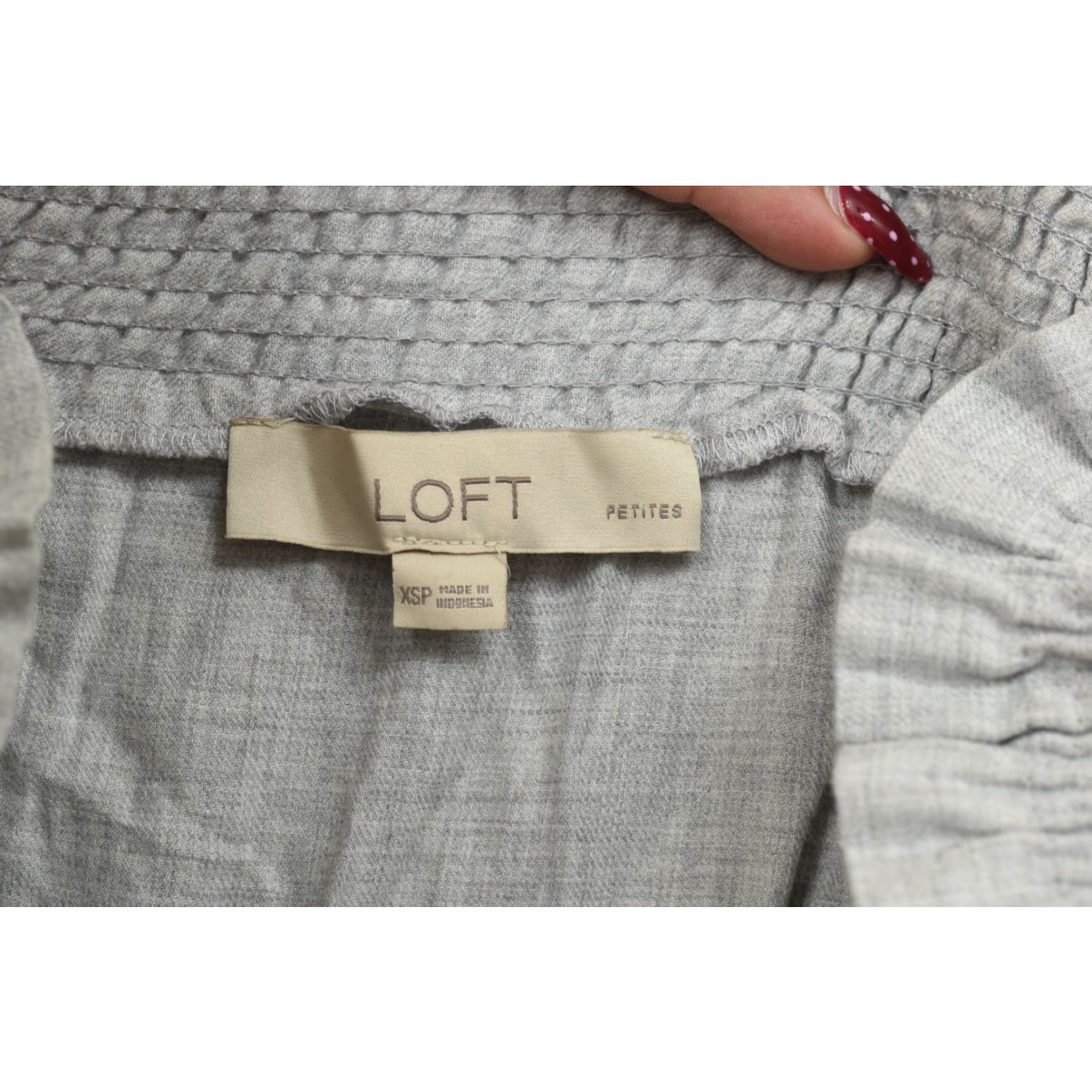 Vintage LOFT Petites Blouse Shirt Off The Shoulder Long Sleeve Gray Smocked Ruffle Cotton XSP XS PXS Womens Petite Regular Pullover Casual Spring Summer Fall Size XS / US 0-2 / IT 36-38 - 7 Thumbnail