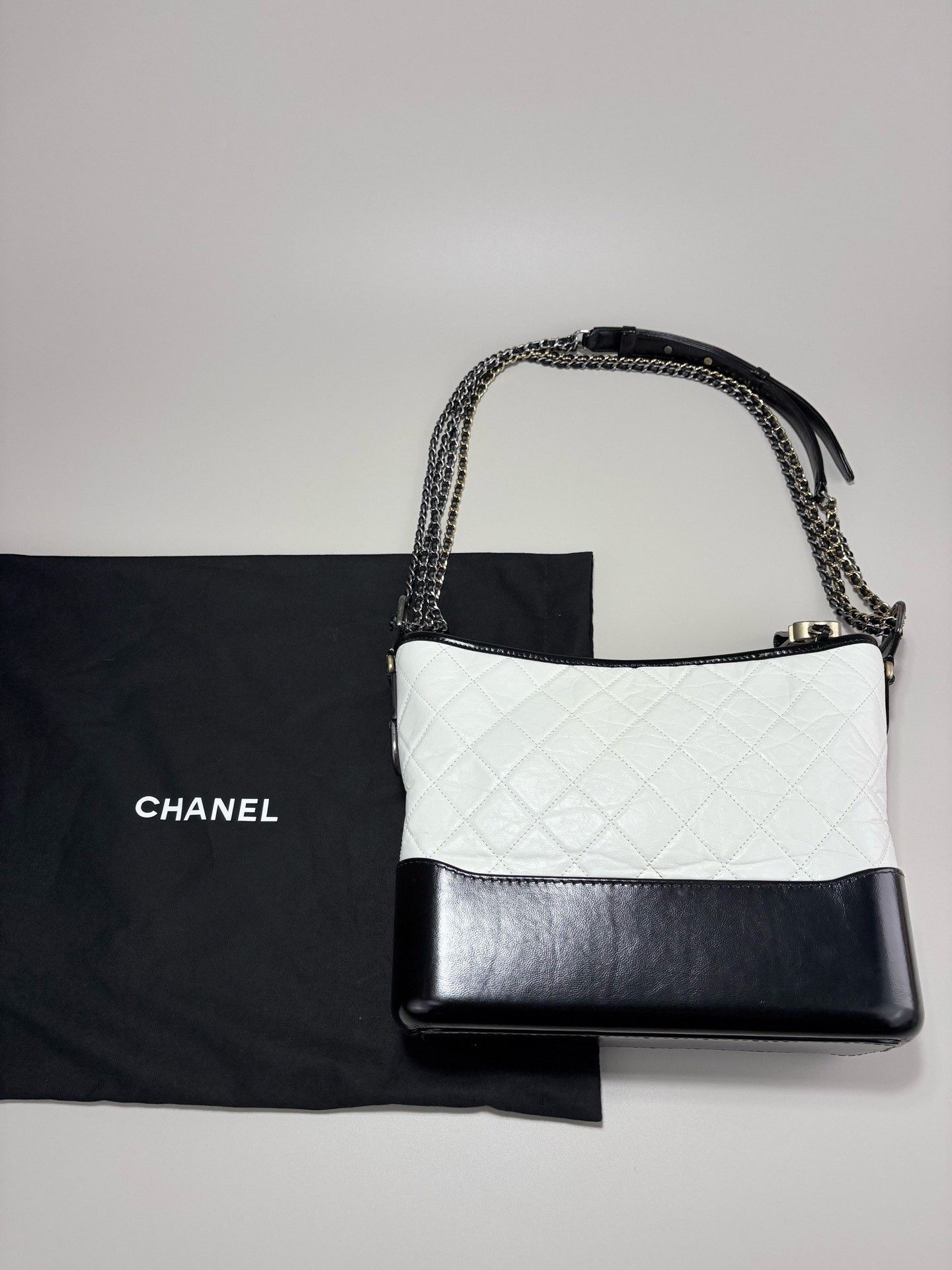 Chanel Chanel Black White Leather Boy Crossbody Bag Size ONE SIZE - 1 Thumbnail