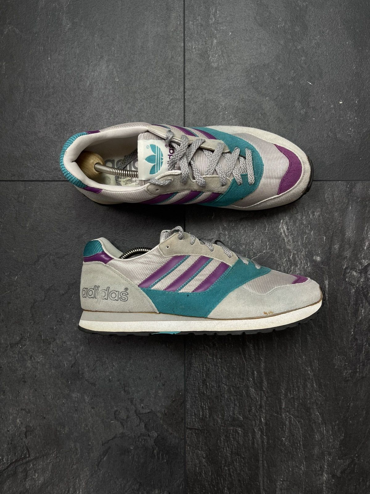 Adidas × Streetwear × Vintage Vintage 80’s Adidas Trainers Made in Philippines Size US 8 / EU 41 - 1 Thumbnail