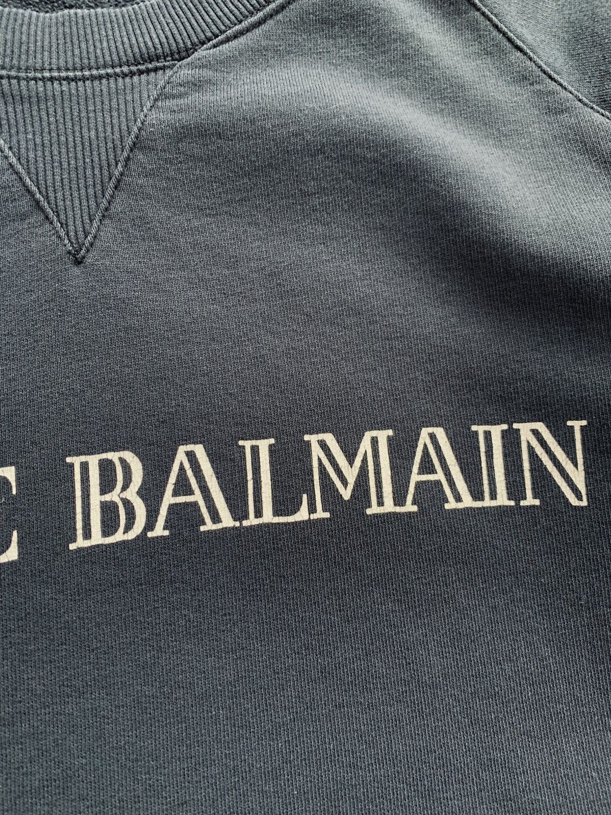 Pierre Balmain × Vintage VTG Pierre Balmain Center Logo Sweatshirt Men’s L Size Size US L / EU 52-54 / 3 - 4 Thumbnail