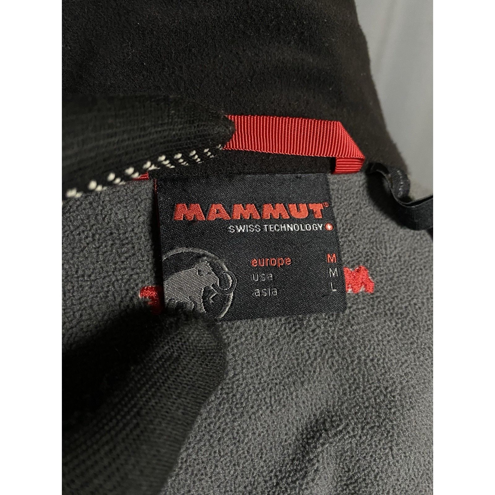 Mammut Mammut Men's Gray Windbreaker Softshell Jacket Size M Size US M / EU 48-50 / 2 - 13 Thumbnail
