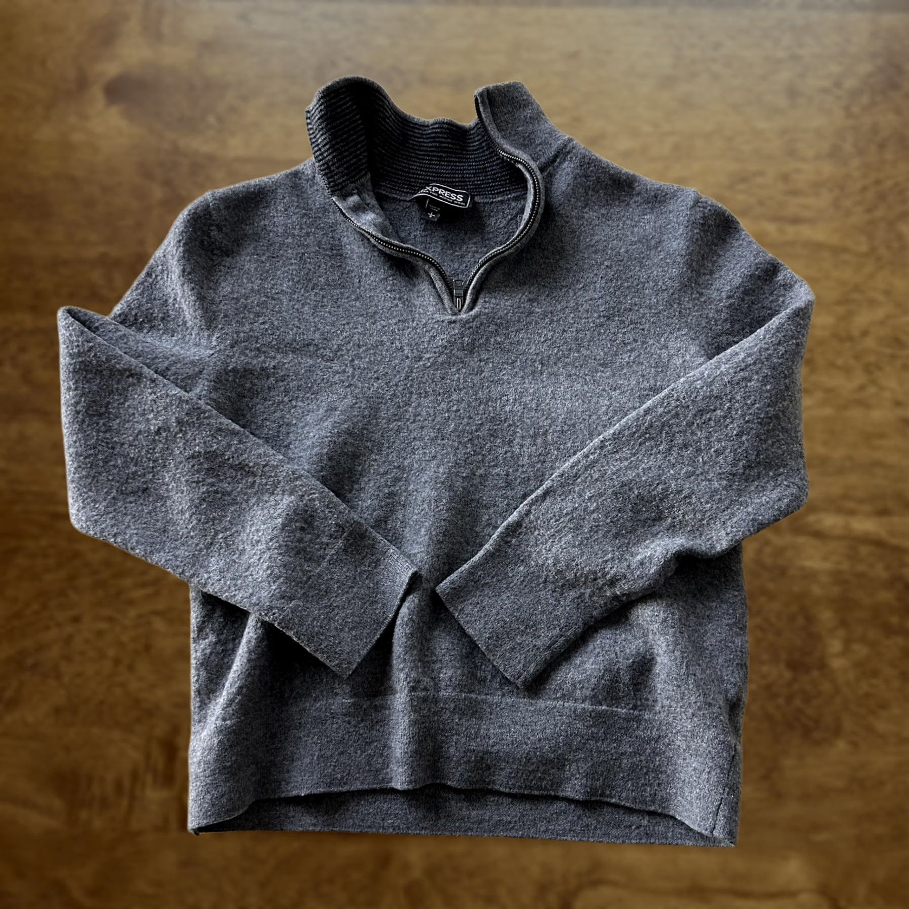 Express Express Sweater Women's Medium Gray 1/4 Zip Mock Neck Merino Wool Knit Pullover Size M / US 6-8 / IT 42-44 - 1 Thumbnail