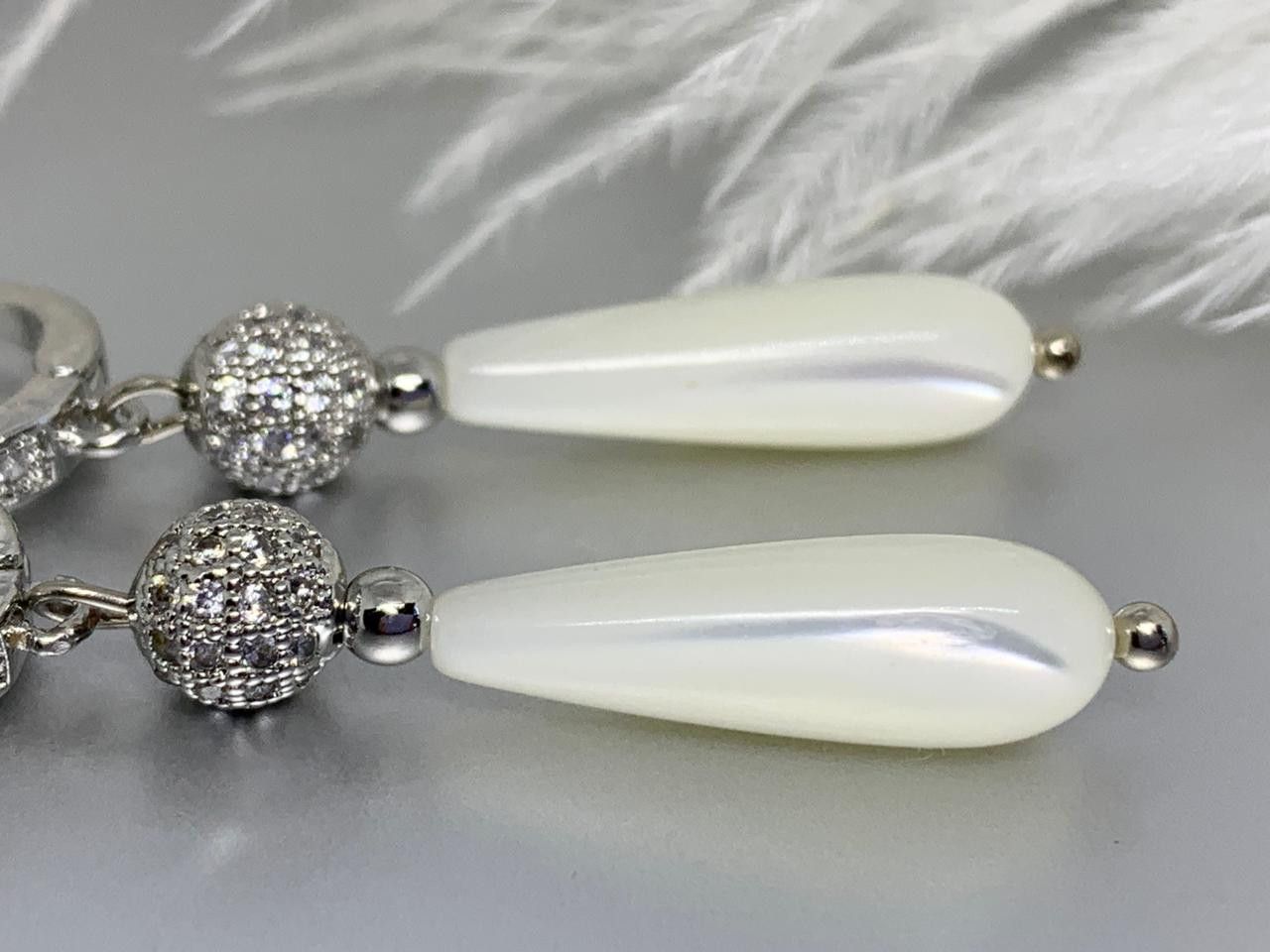 Handmade × Vintage Beautiful Women's Earrings, Natural Stone Mother of Pearl Size ONE SIZE - 2 Thumbnail