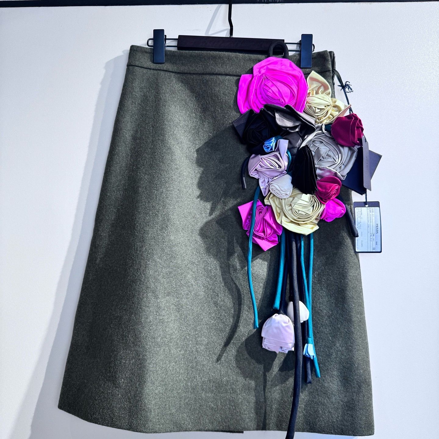 Prada Prada Floral Mini Skirt Size 40 Size 27" / US 4 / IT 40 - 1 Thumbnail