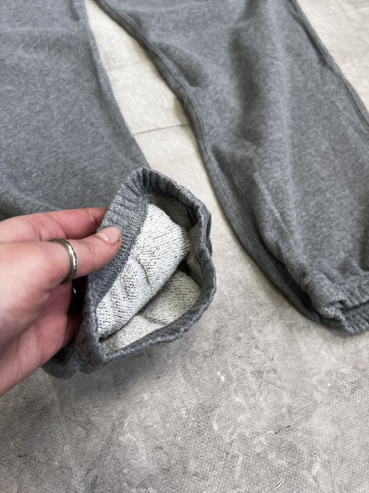 Polo Ralph Lauren Polo RL Ralph Lauren Grey mini pony Sweatpants Sportwear Size US 30 / EU 46 - 8 Thumbnail