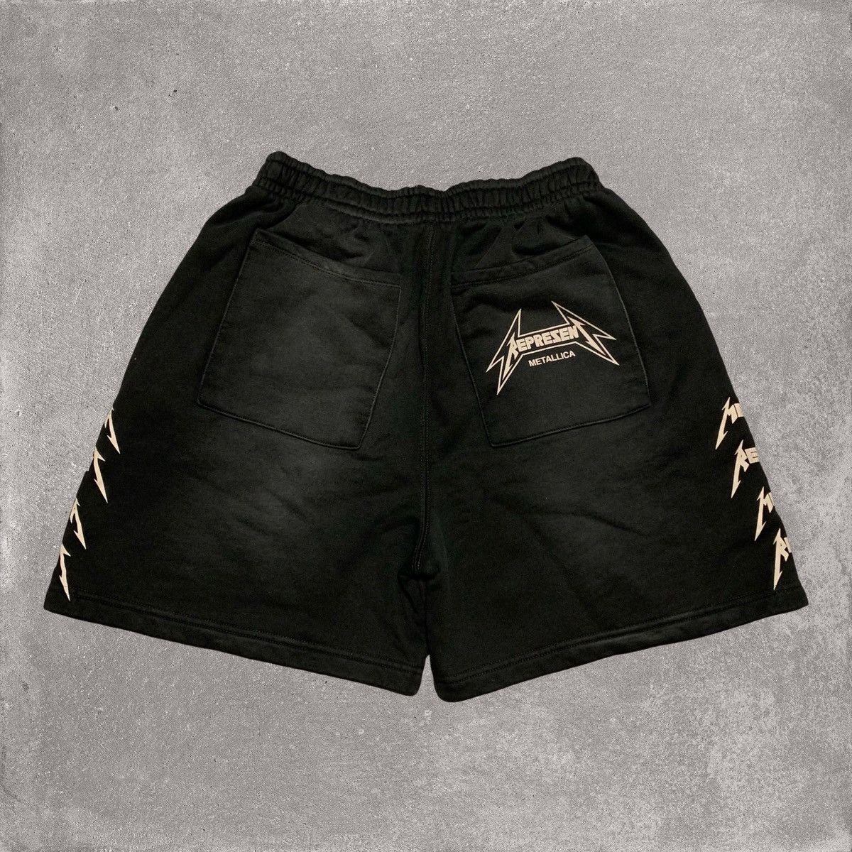 Represent Clo. Represent Small Shorts Metallica Local Crew Stained Black Size US 30 / EU 46 - 2 Thumbnail