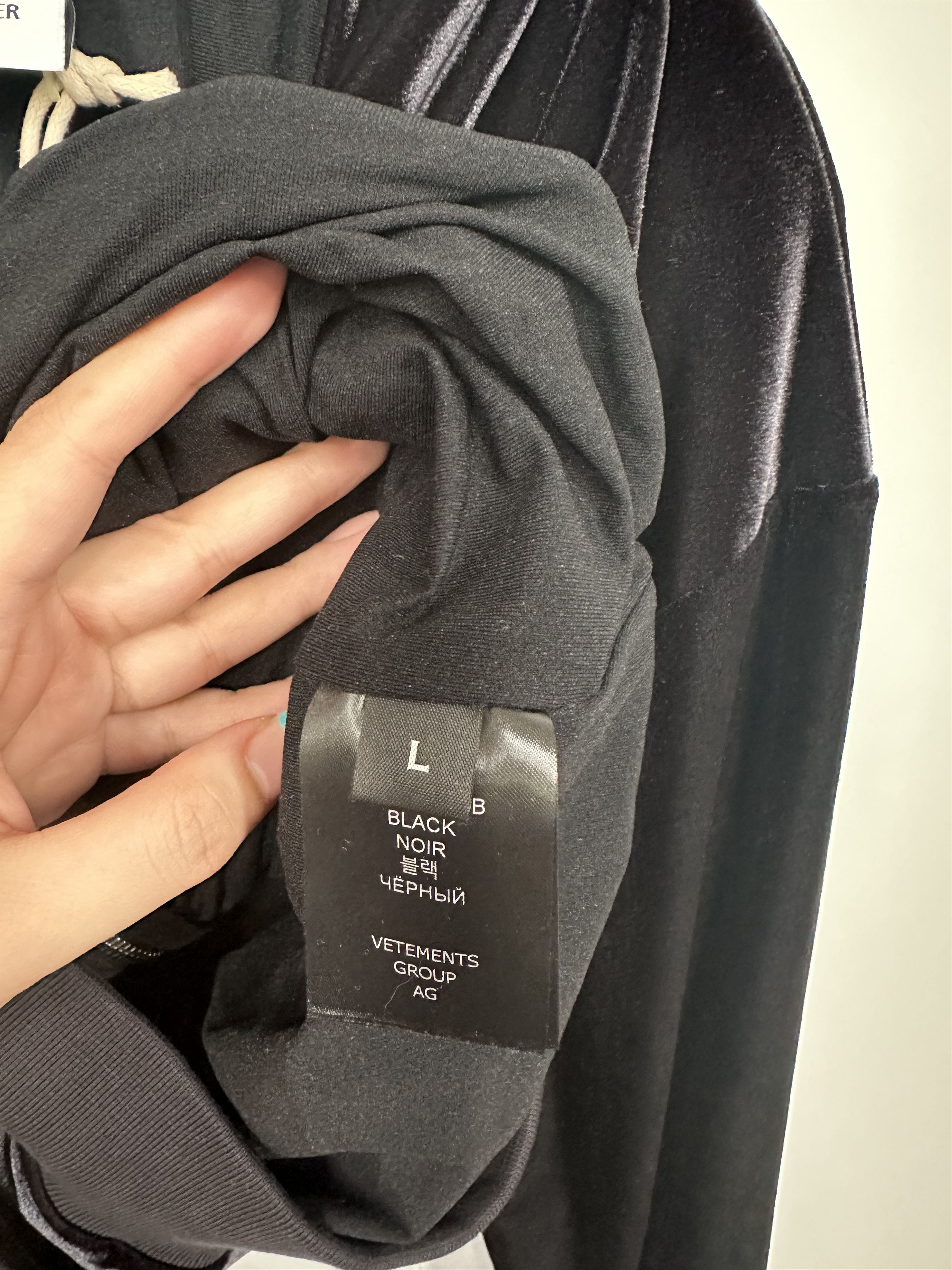 Vetements Vetements fitted zip-up velvet hoodie Size L / US 10 / IT 46 - 8 Thumbnail