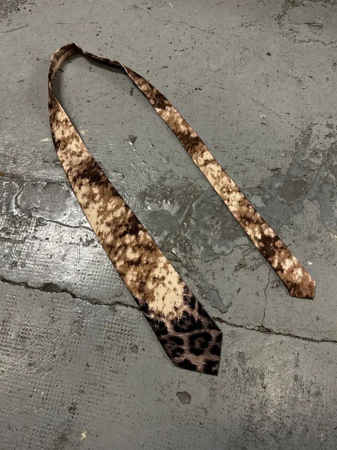 Roberto Cavalli AW2001 Roberto Cavalli Beige Leopard Silk Tie Size ONE SIZE - 1 Thumbnail