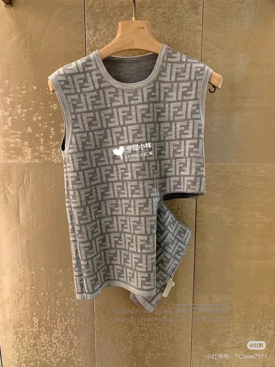 Fendi fendi gray wool sleeveless double-sided top. Size US S / EU 44-46 / 1 - 9 Thumbnail