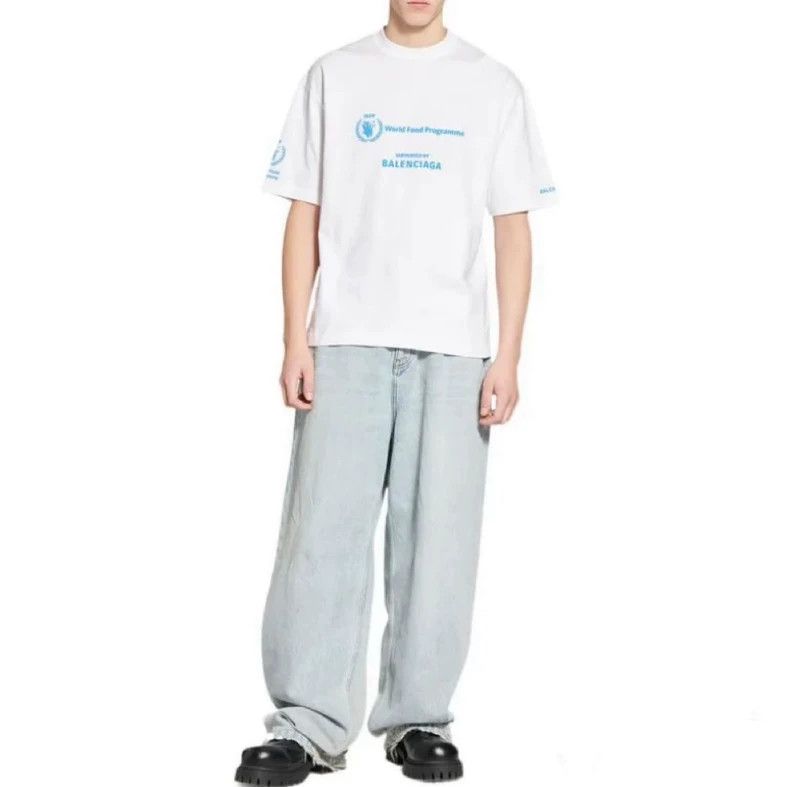 Balenciaga Balenciaga Short-sleeved Size US L / EU 52-54 / 3 - 1 Thumbnail