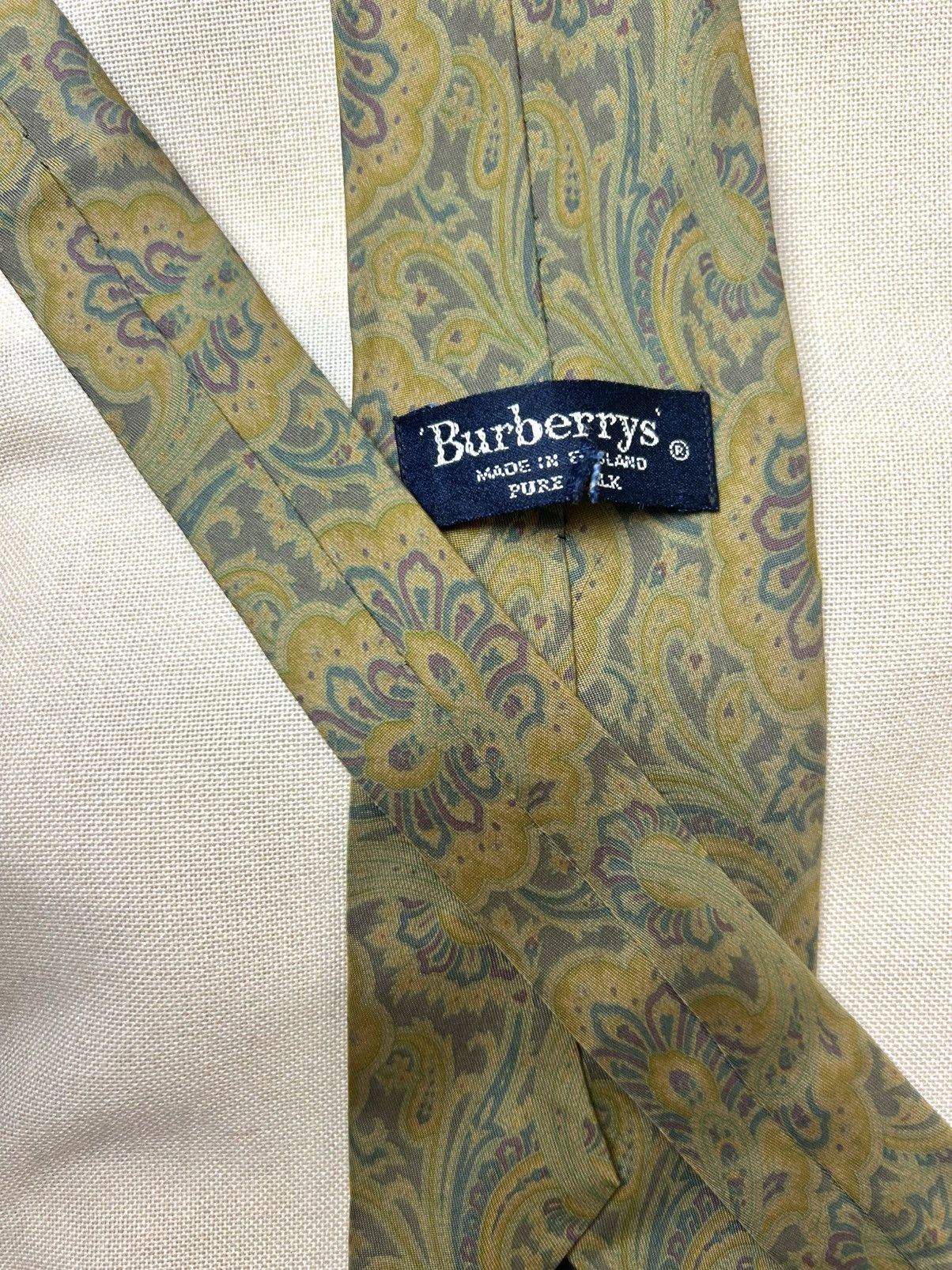 Burberry Burberry’s vintage olive green paisley floral Silk Mens Tie Size ONE SIZE - 4 Thumbnail