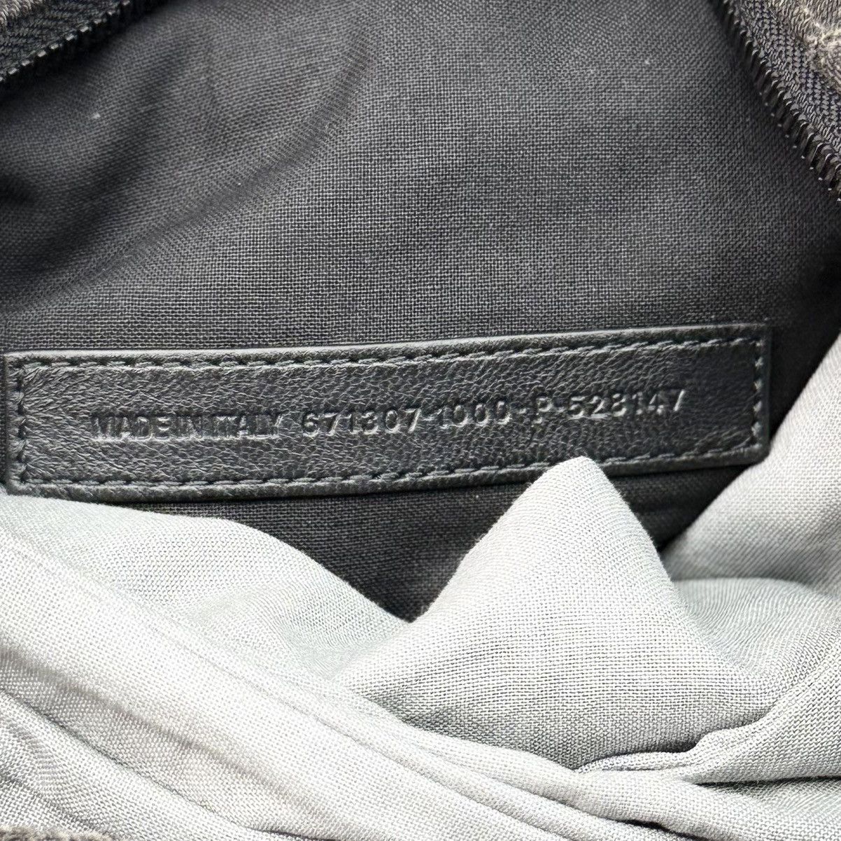 Balenciaga Balenciaga Cagole St Jet Washed Denim Size ONE SIZE - 4 Thumbnail