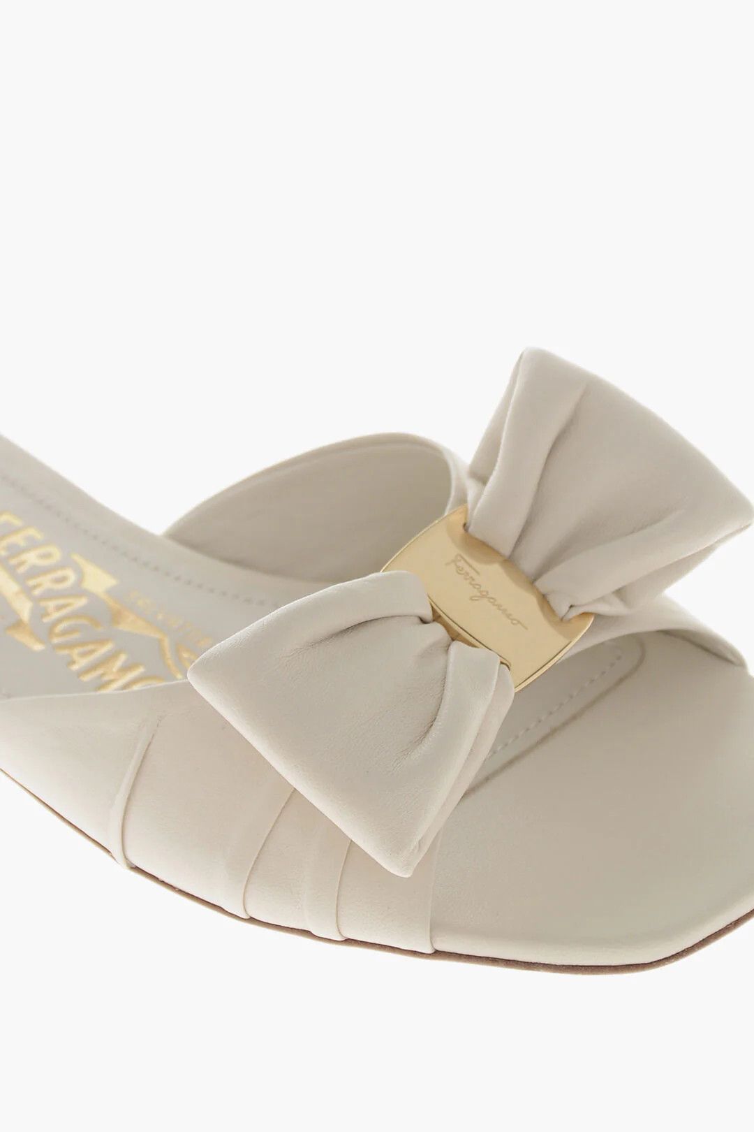 Salvatore Ferragamo og1mm0426 Leather Slide Sandals in White Size US 5 / IT 35 - 4 Thumbnail