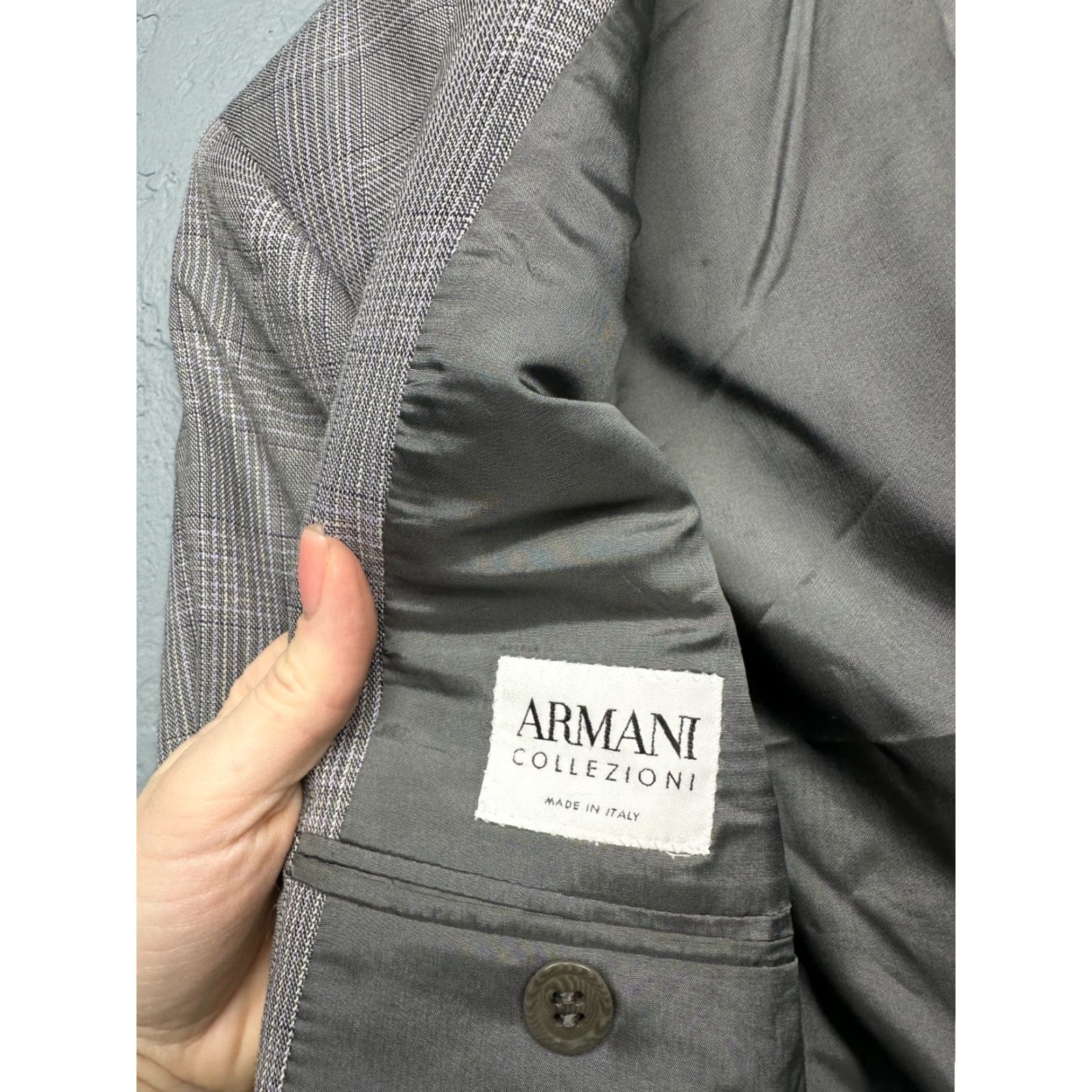 Armani Armani Collezioni Mens Wool Blazer Jacket Made in Italy Size 50R (M) Gray Wool Blazer Men Adult M Blazer Italy 50R Mens Jacket Two-Button Vintage: No Size 40R - 3 Thumbnail