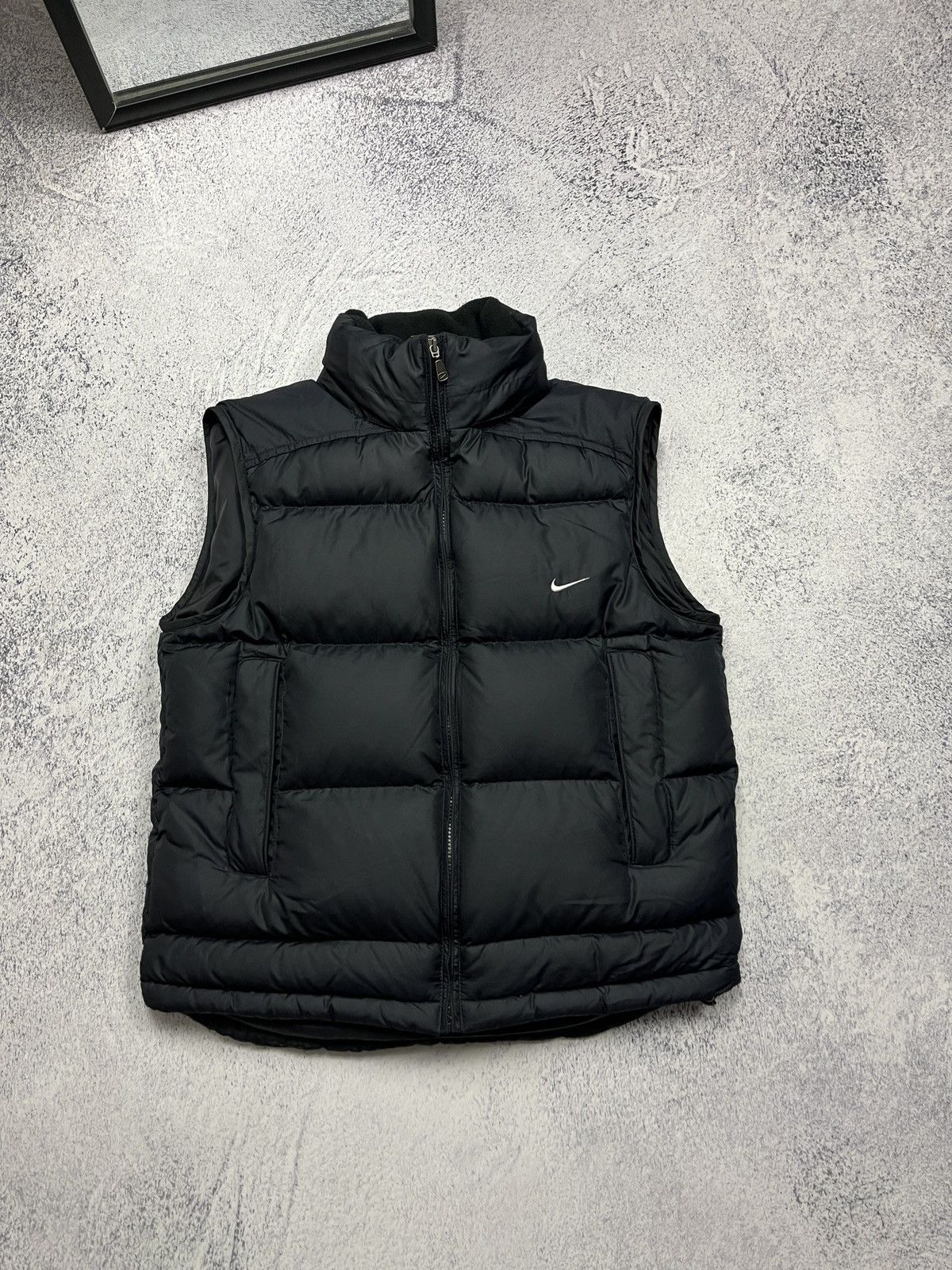 Nike Vintage 00’s Nike Puffer Vest Swoosh Y2K Drill Hype Rare Size US S / EU 44-46 / 1 - 1 Thumbnail