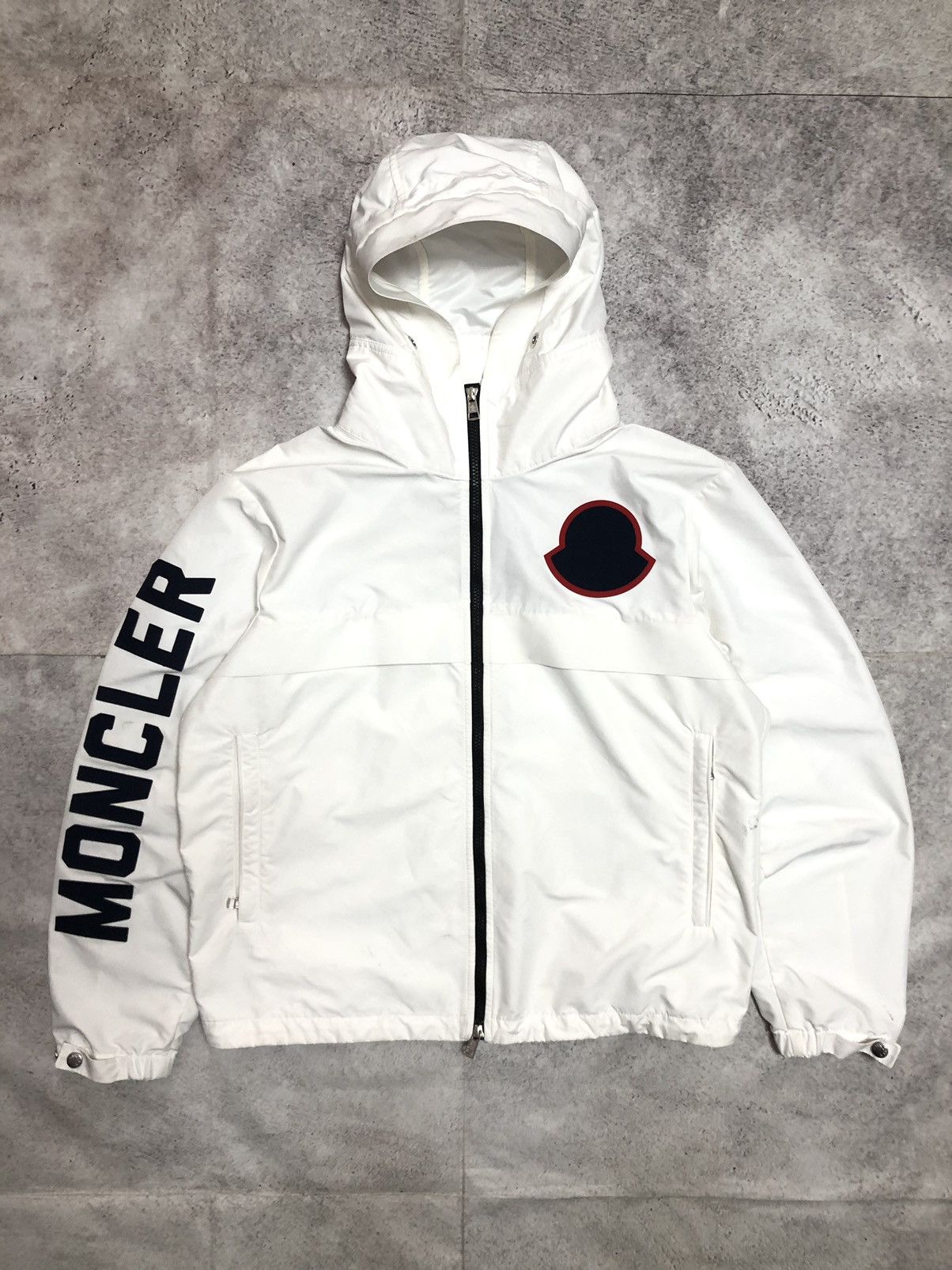 特別オファー Japanese Brand Lettering Sleeve Moncler Moncler × Luxury × ジャケット・アウター