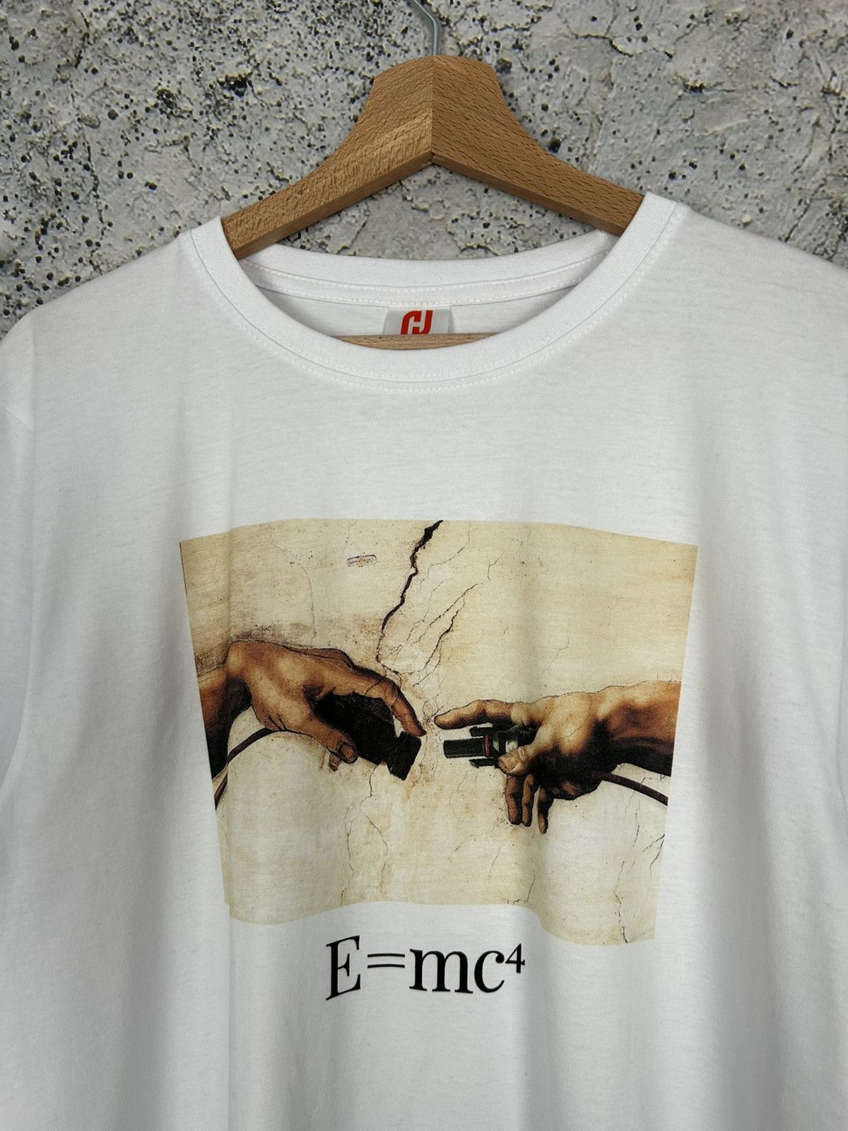 Vintage White Graphic Tee Avant Garde Streetwear Vintage Skate Size US L / EU 52-54 / 3 - 3 Thumbnail