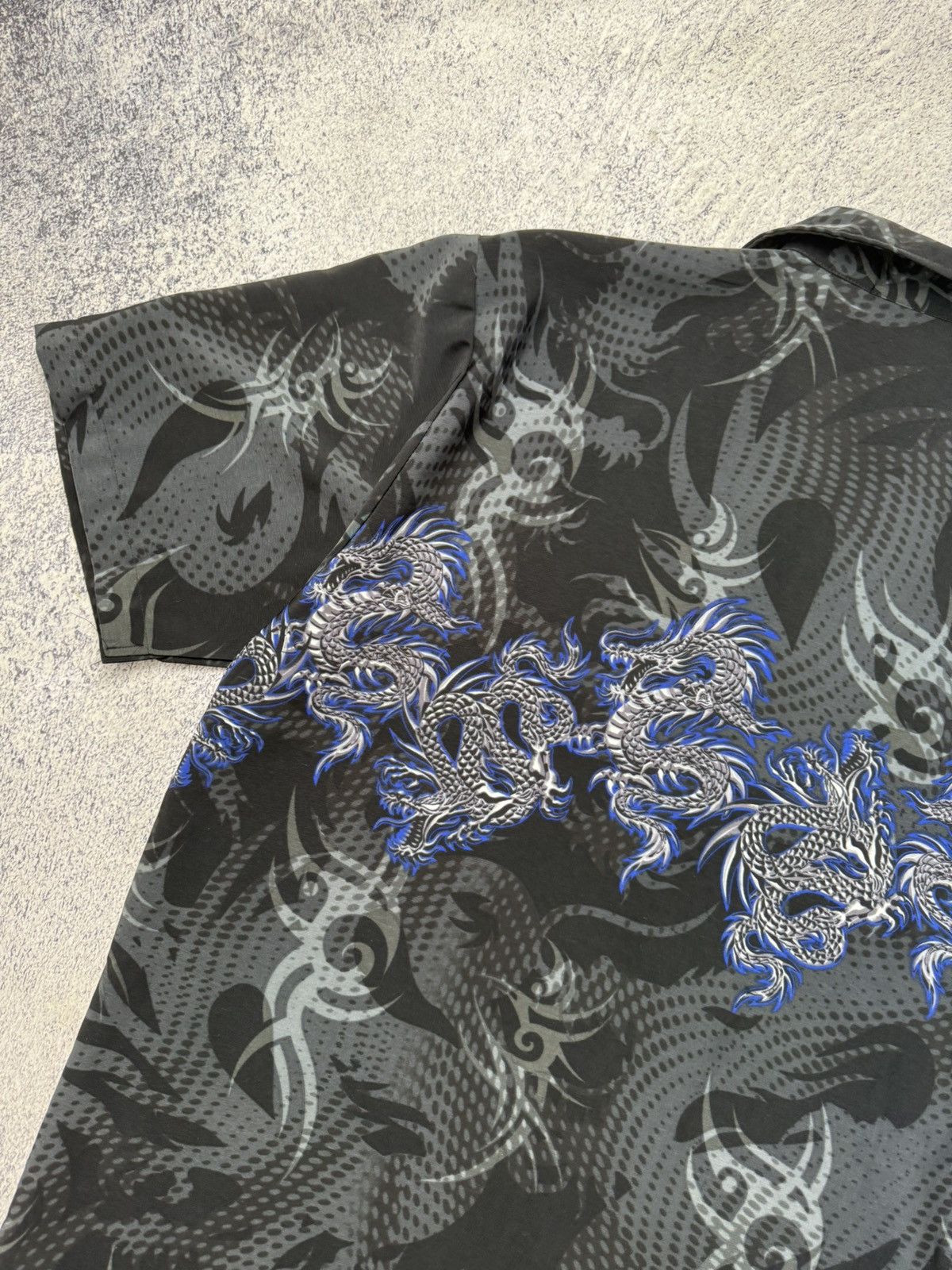 Japanese Brand Vintage Y2k Dragon Shirt Balenciaga Look Alike Size US L / EU 52-54 / 3 - 21 Thumbnail