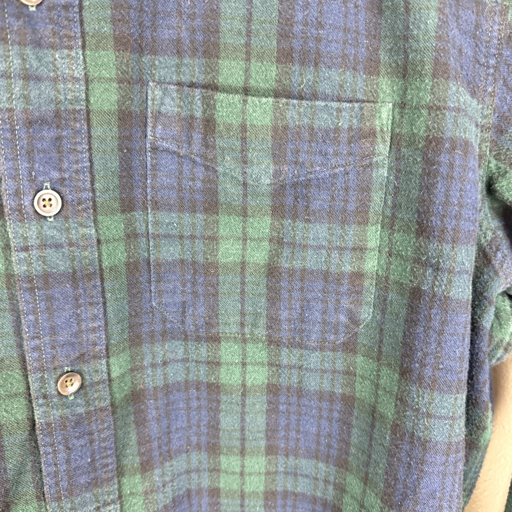 Vintage VINTAGE LL Bean Men’s Flannel Shirt XL Long Sleeve Green Blue Scotch Plaid Pocket Button-Down Career Casual 90s Mens Size US XL / EU 56 / 4 - 6 Thumbnail