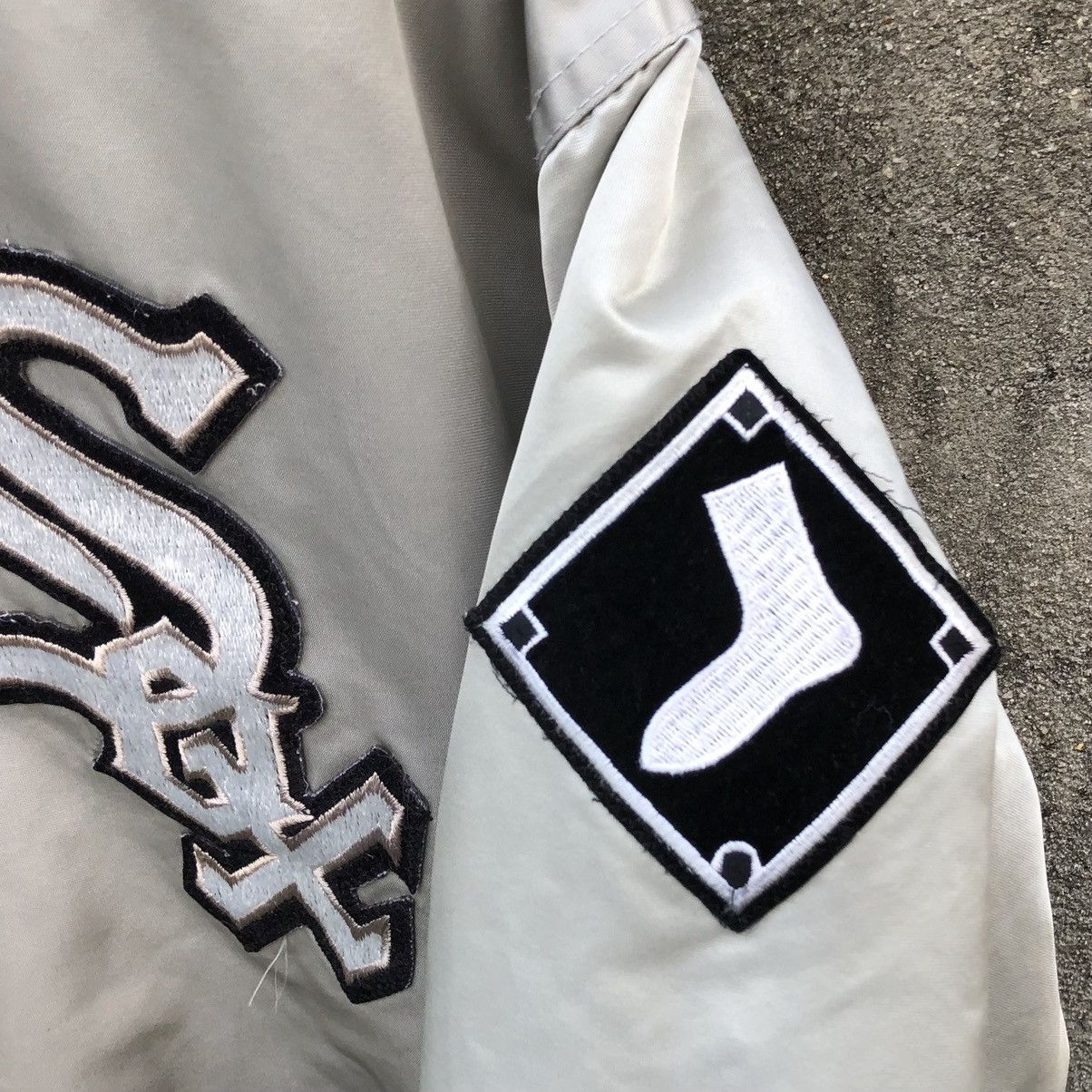 Vintage Vintage Felco MLB Chicago Sox Quilted Satin Bomber Jacket 🇺🇸 Size US L / EU 52-54 / 3 - 4 Thumbnail