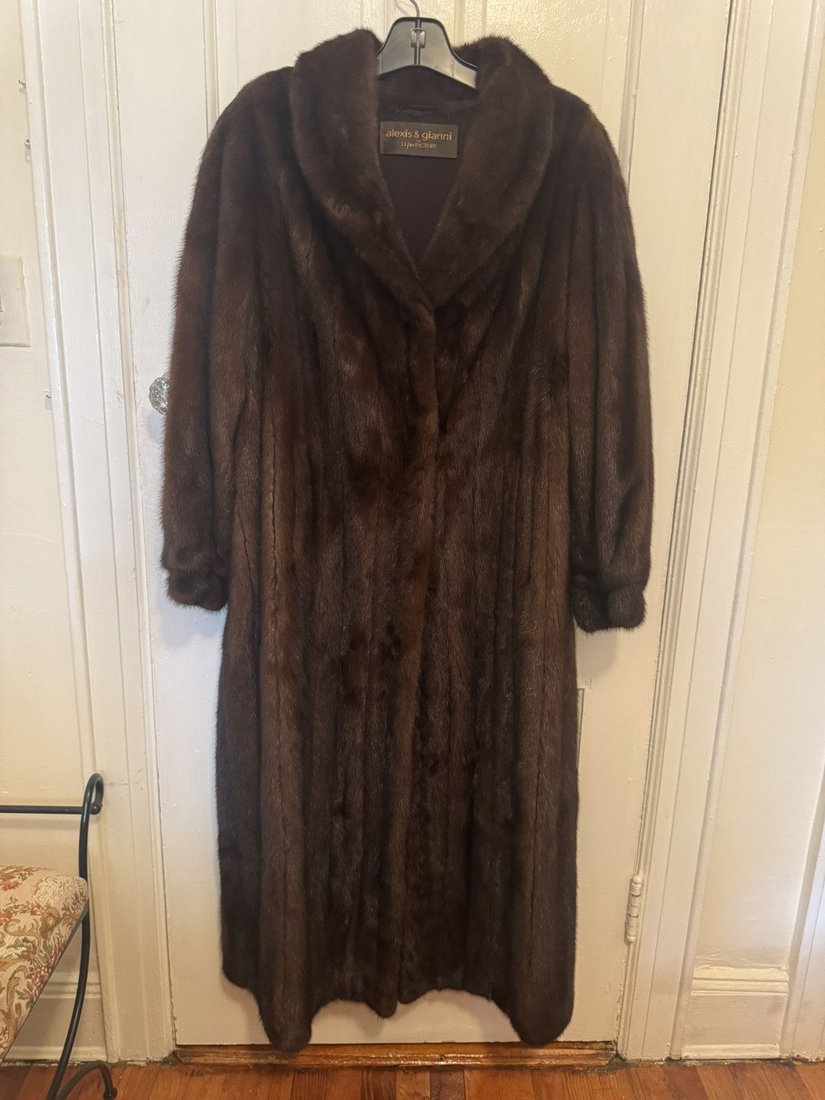 Other Vintage Alexis & Gianni Mahogany Mink Fur Coat Size M / US 6-8 / IT 42-44 - 1 Thumbnail