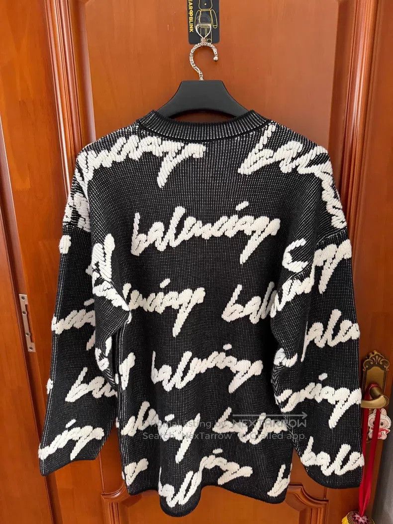 Balenciaga Balenciaga Black and white bulletproof logo knit sweater l Size US S / EU 44-46 / 1 - 2 Thumbnail