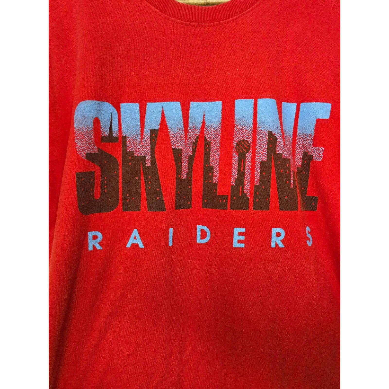Fruit Of The Loom × Vintage Vintage Skyline Raiders Shirt Football Red Vintage Tee L Size US L / EU 52-54 / 3 - 2 Thumbnail