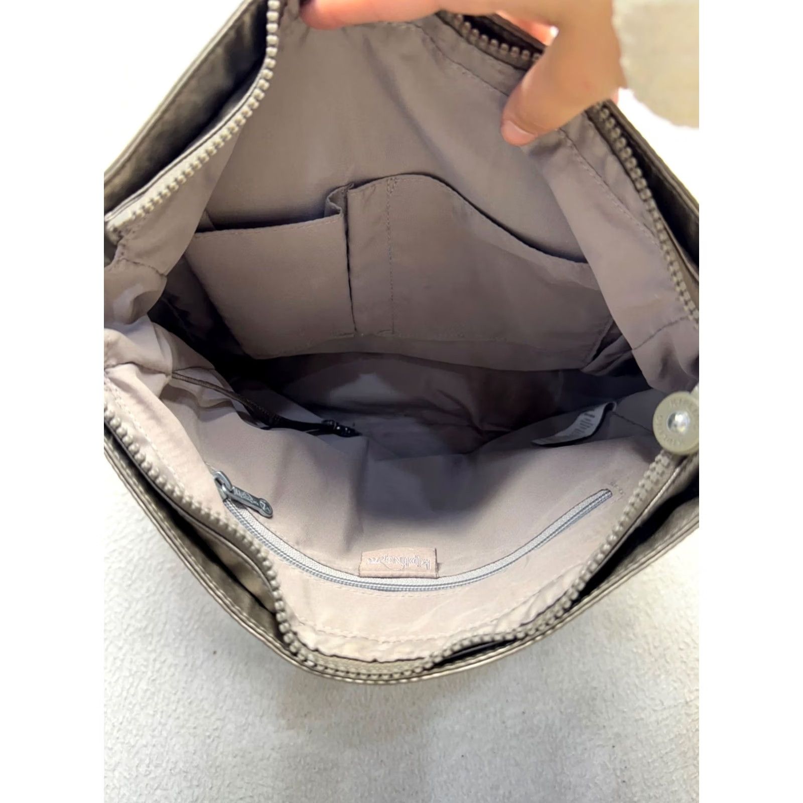 Vintage Kipling Crossbody Bag Metallic Gray Adjustable Zip 9840 Women Medium Nylon Size ONE SIZE - 7 Thumbnail