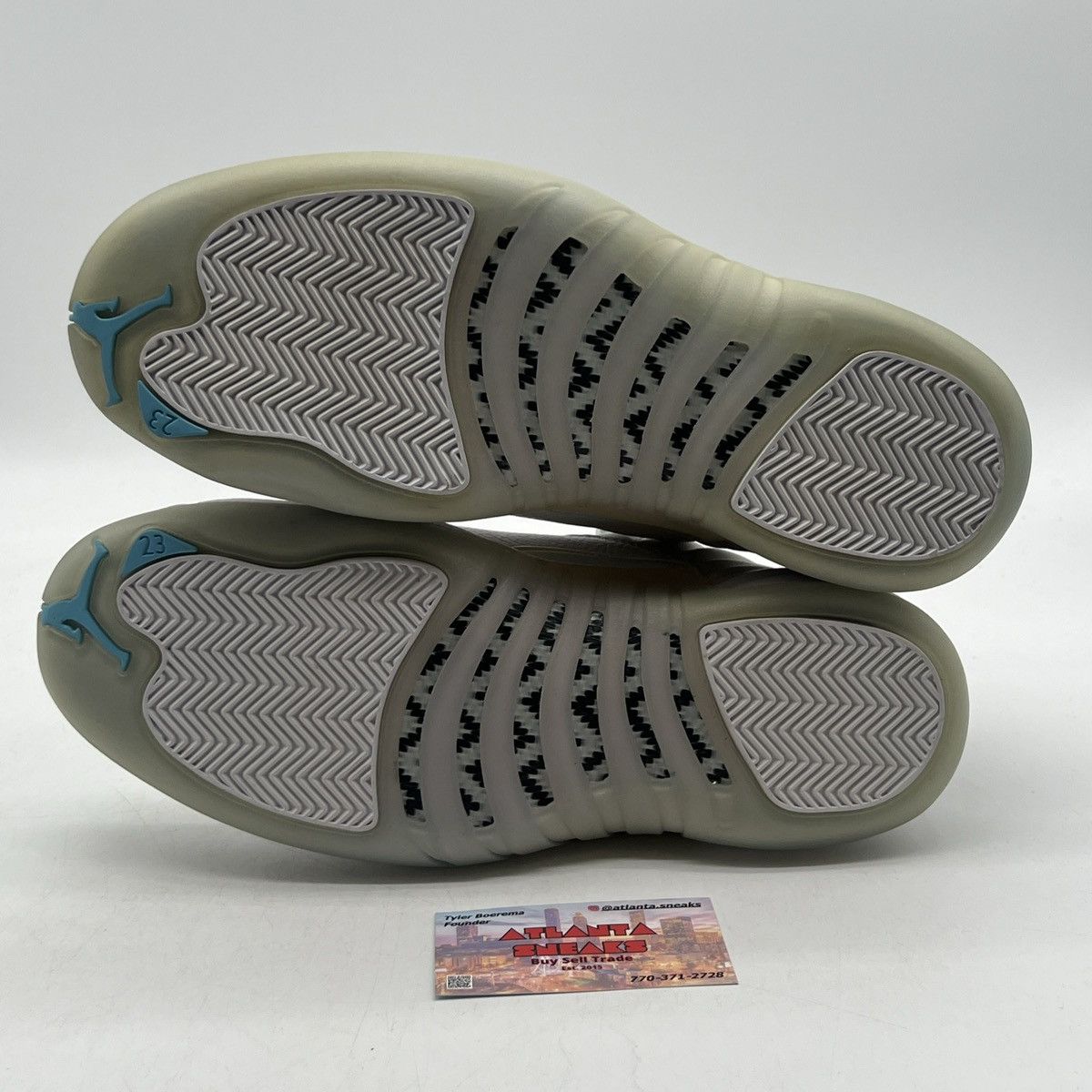 Jordan Brand Air Jordan 12 low Easter Size US 11 / EU 44 - 7 Thumbnail