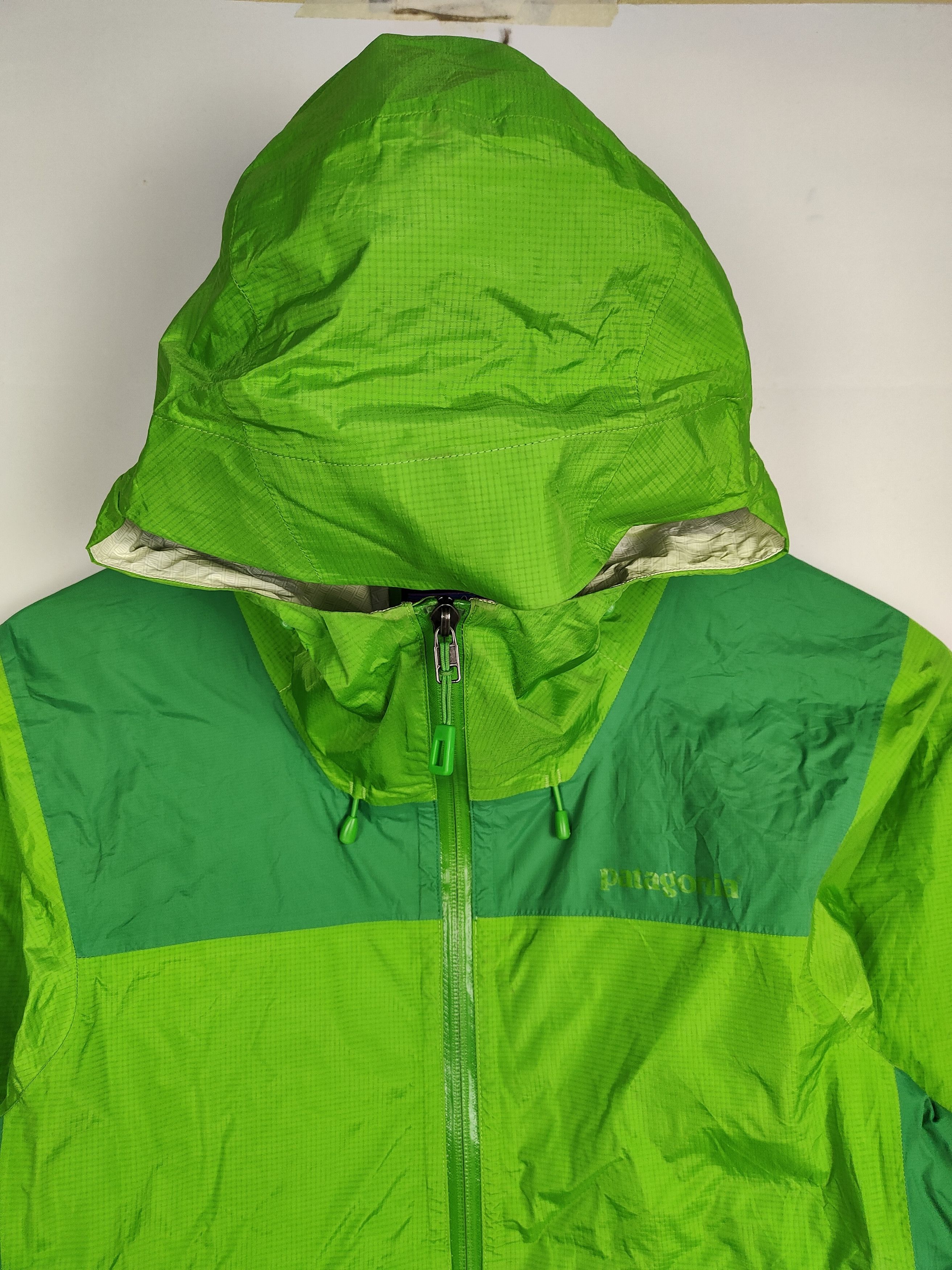 Patagonia Patagonia waterproof Hoodie Windbreaker Jacket Size US XS / EU 42 / 0 - 2 Thumbnail
