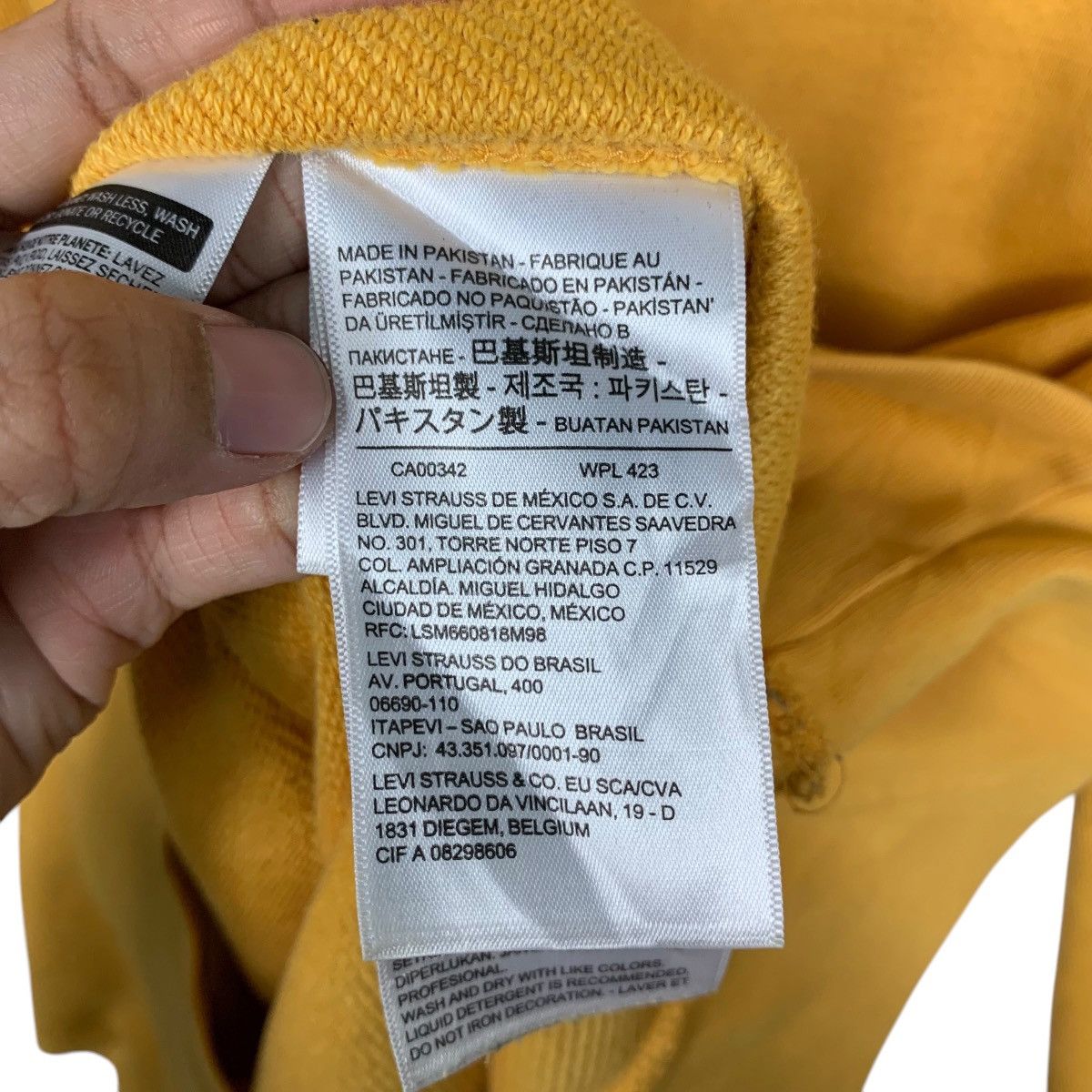Levi's LEVIS Big Logo Pullover Yellow Hoodies Sweatshirt #1763-C78 Size US L / EU 52-54 / 3 - 17 Thumbnail