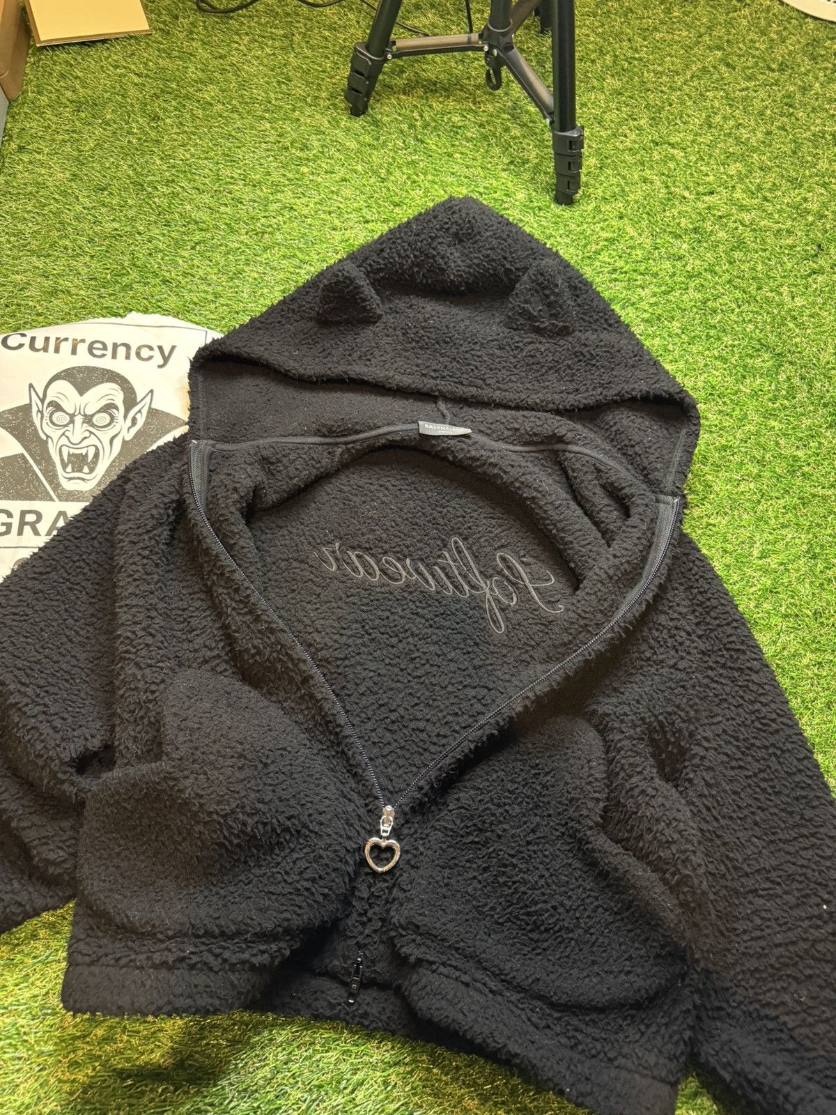 Balenciaga RARE Balenciaga Softwear Heart Cute Zip Up Hoodie Size US M / EU 48-50 / 2 - 18 Thumbnail
