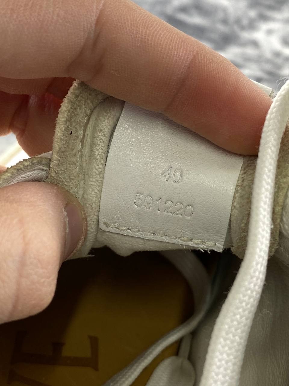 Vintage Loewe Flow Runner Leather Sneakers Women Size 40 Beige Size US 10 / IT 40 - 23 Thumbnail