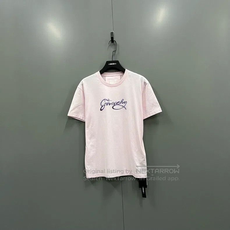 Givenchy Givenchy Pink Logo Round Neck Short Sleeve Size US S / EU 44-46 / 1 - 1 Thumbnail