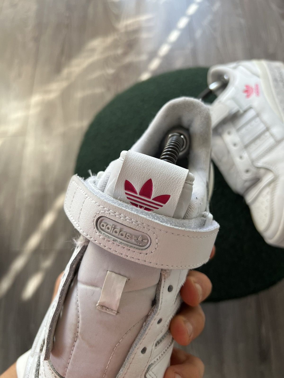 Adidas × Designer ‼️Vintage Adidas Forum Low Pink/White Sneakers‼️ Size US 7 / EU 40 - 12 Thumbnail