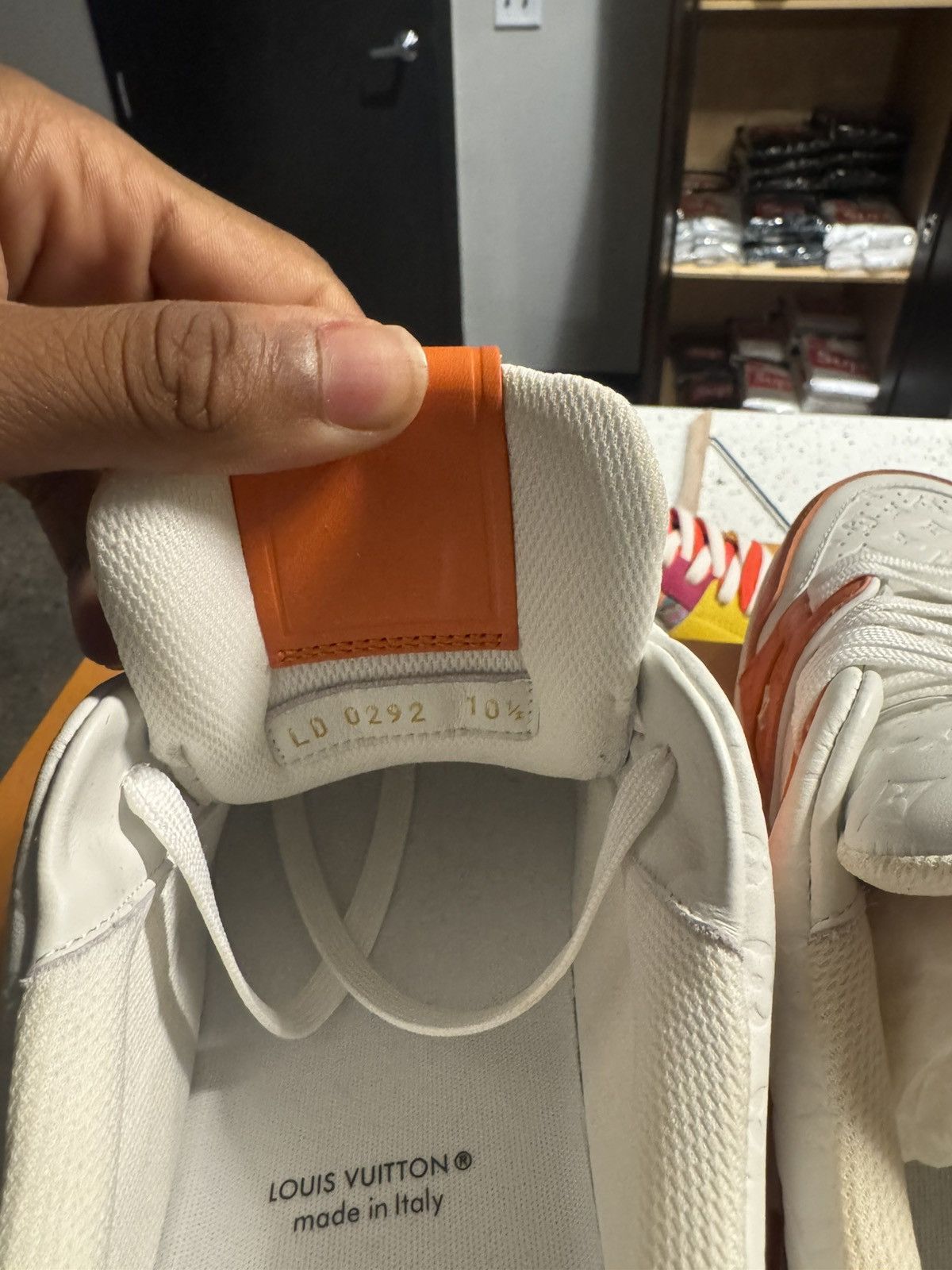 Louis Vuitton Louis Vuitton LV Trainer Size US 10.5 / EU 43-44 - 4 Thumbnail