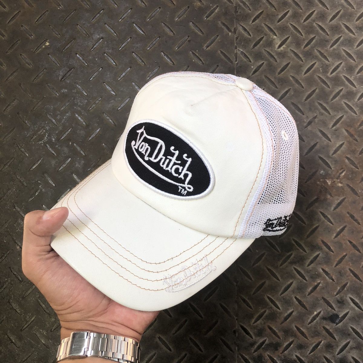 Von Dutch Von Dutch Leather White Trucker Hat Size ONE SIZE - 2 Thumbnail