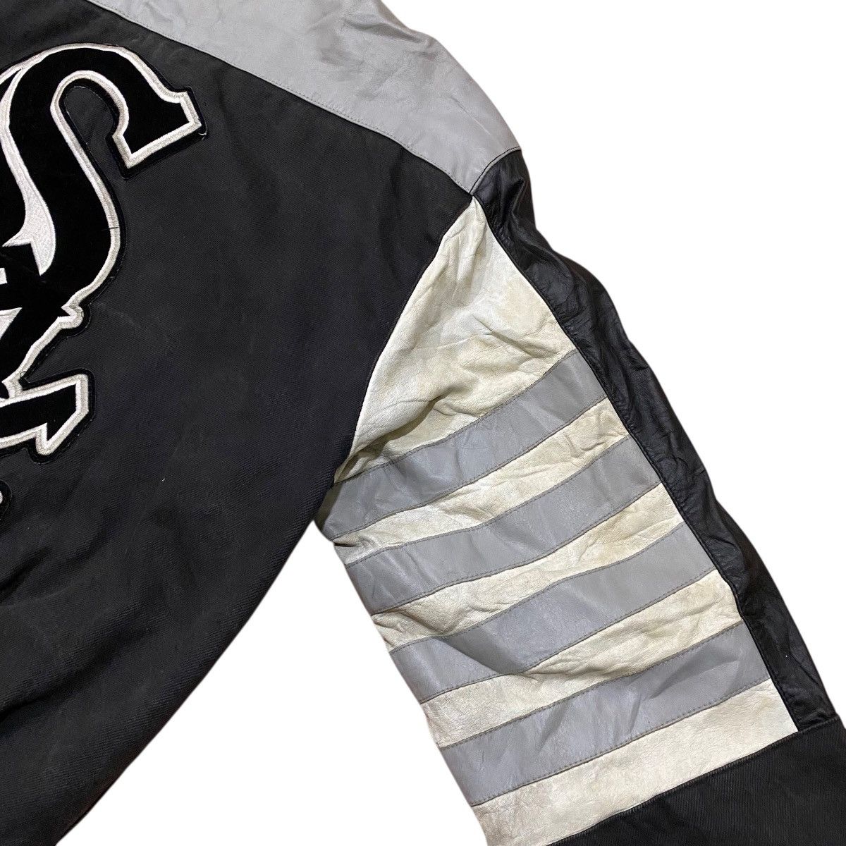Jeff Hamilton Vtg Jeff Hamilton Chicago White Sox Varsity Leather Jacket Size US S / EU 44-46 / 1 - 10 Thumbnail