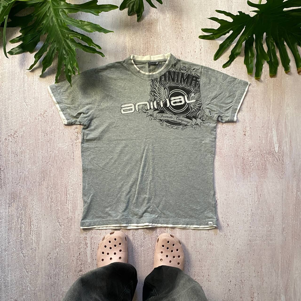 Quiksilver VINTAGE Y2K ANIMAL AMAZING SURF T SHIRT 182 Size US XL / EU 56 / 4 - 1 Thumbnail