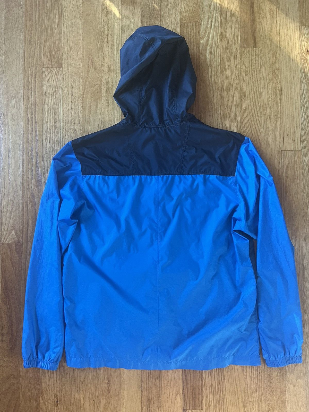 Columbia Columbia Flashback Windbreaker Blue Red and Navy Size M Size US M / EU 48-50 / 2 - 6 Thumbnail