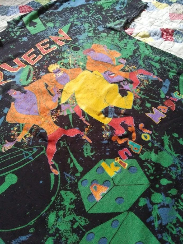 Band Tees Vintage Rare 1993 Queen Band A Kind Of Magic AOP XL T-shirt Size US XL / EU 56 / 4 - 3 Thumbnail