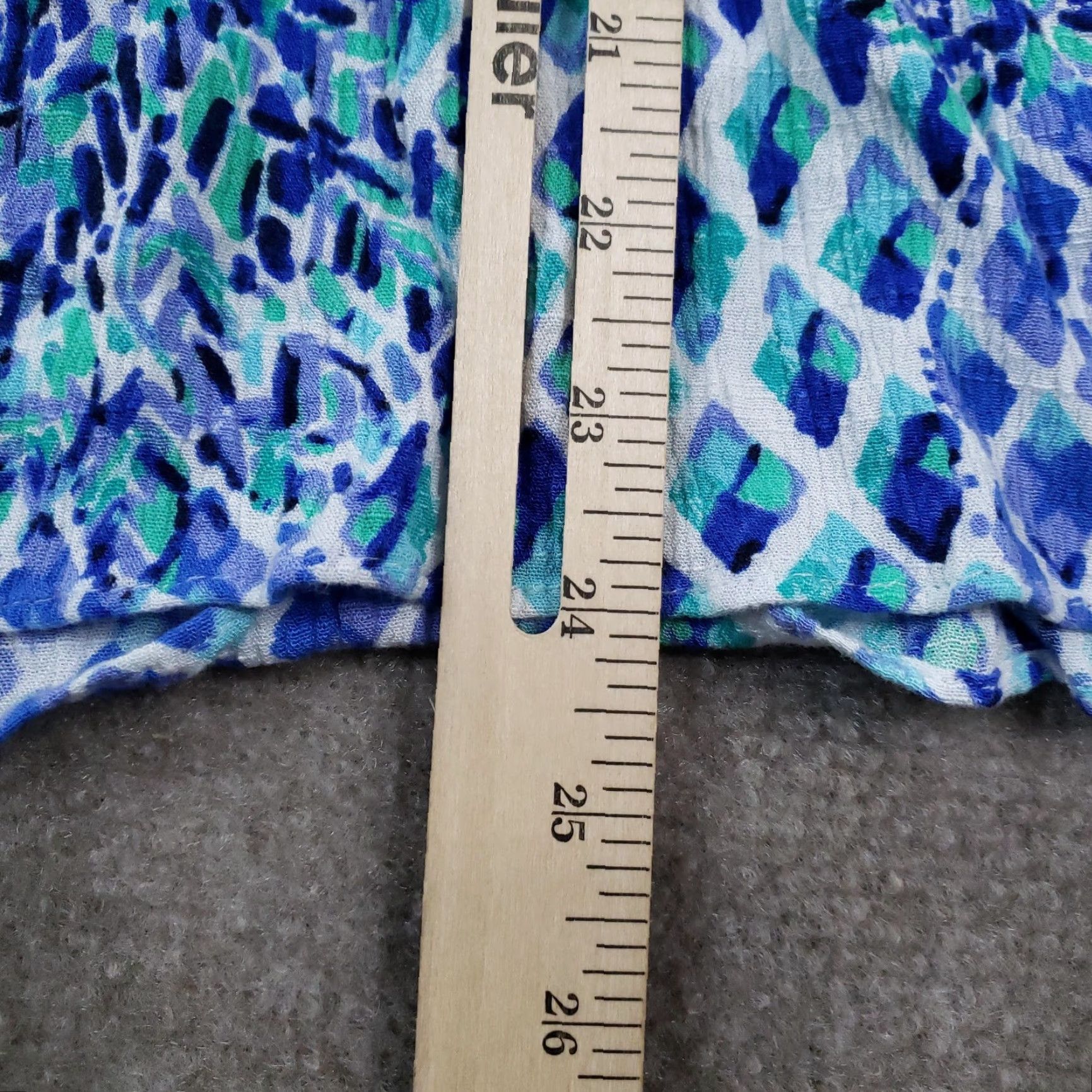 Lilly Pulitzer Lilly Pulitzer Amisa Top Womens XS Blue Green Boho Peplum Bell Sleeve Tunic Blouse Geometric Crochet Tasseled Ruffle V-Neck Long Sleeve Size XS / US 0-2 / IT 36-38 - 3 Thumbnail