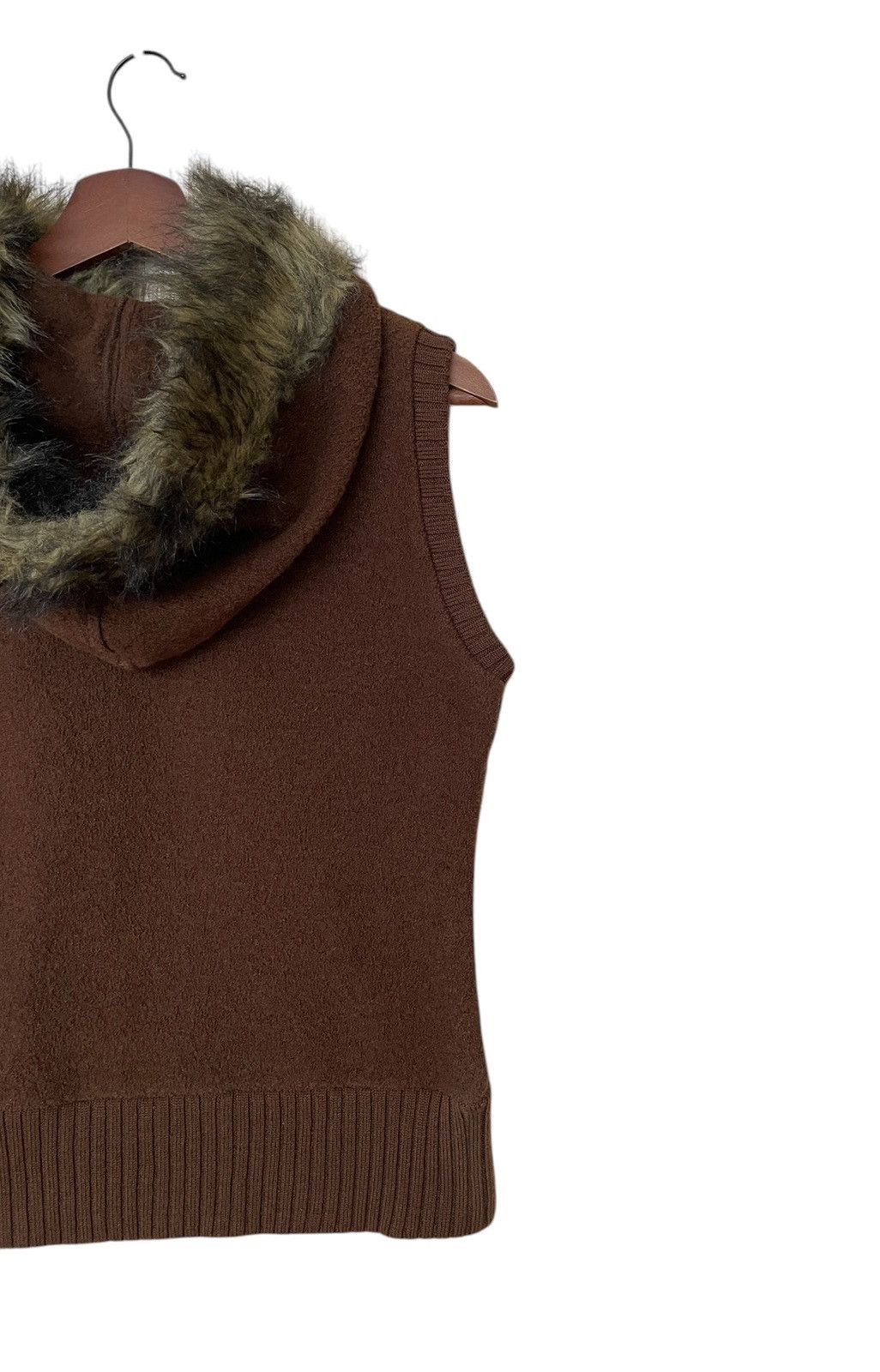 Japanese Brand Vintage Brand Mariene Robert Patchwork Fur Vest 1990s Size US M / EU 48-50 / 2 - 6 Thumbnail