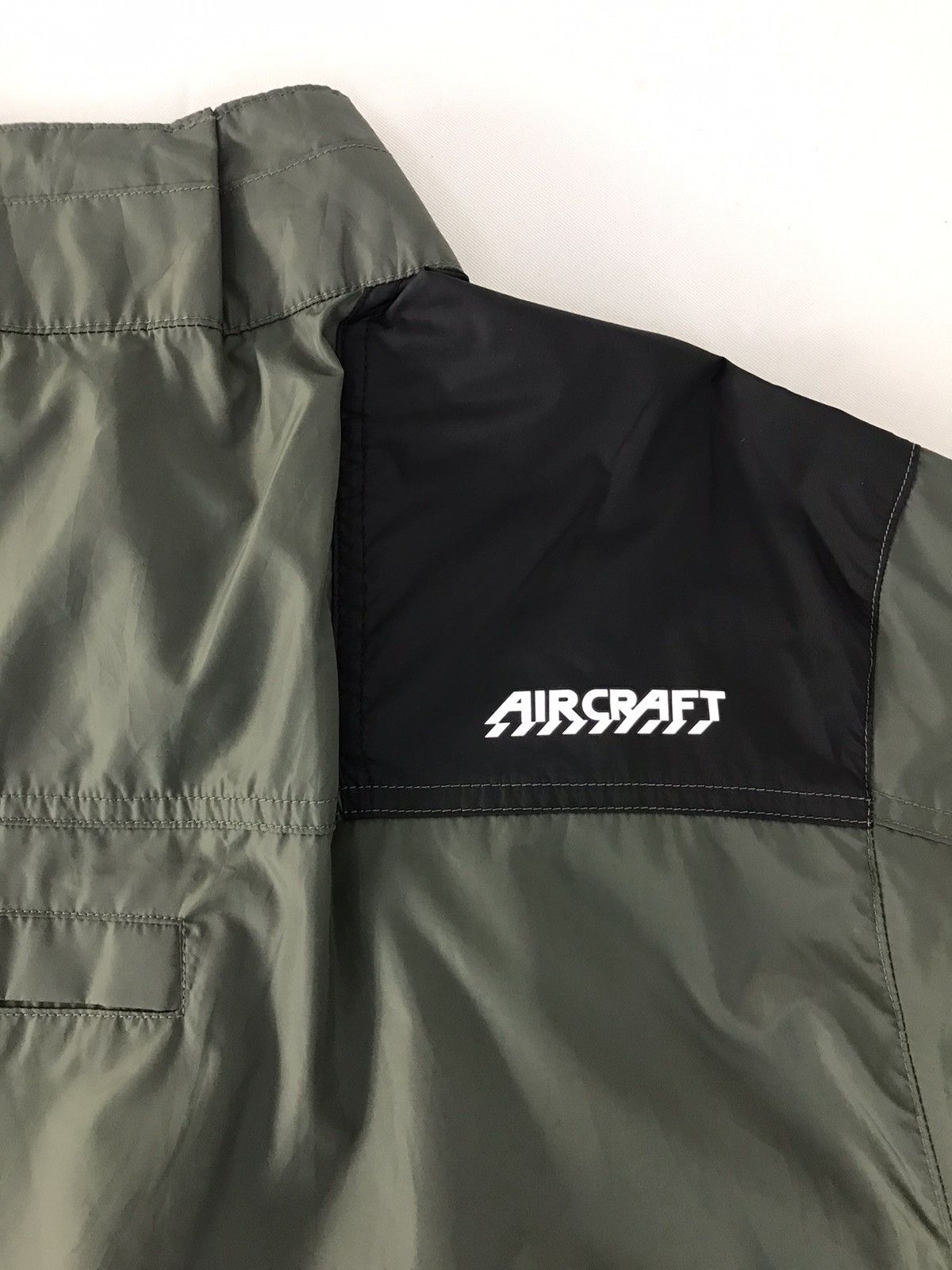 Japanese Brand × Vintage Vintage Windbreaker Burtle Workwear Zipper Jacket Size US L / EU 52-54 / 3 - 11 Thumbnail