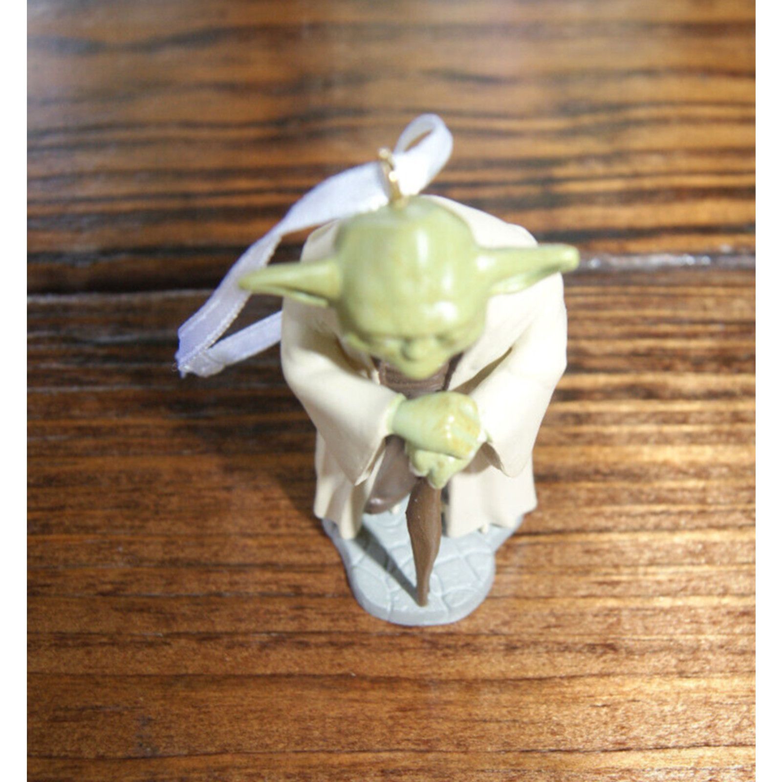 Other Hallmark Disney Star Wars Christmas Ornament Master Yoda Size ONE SIZE - 3 Thumbnail