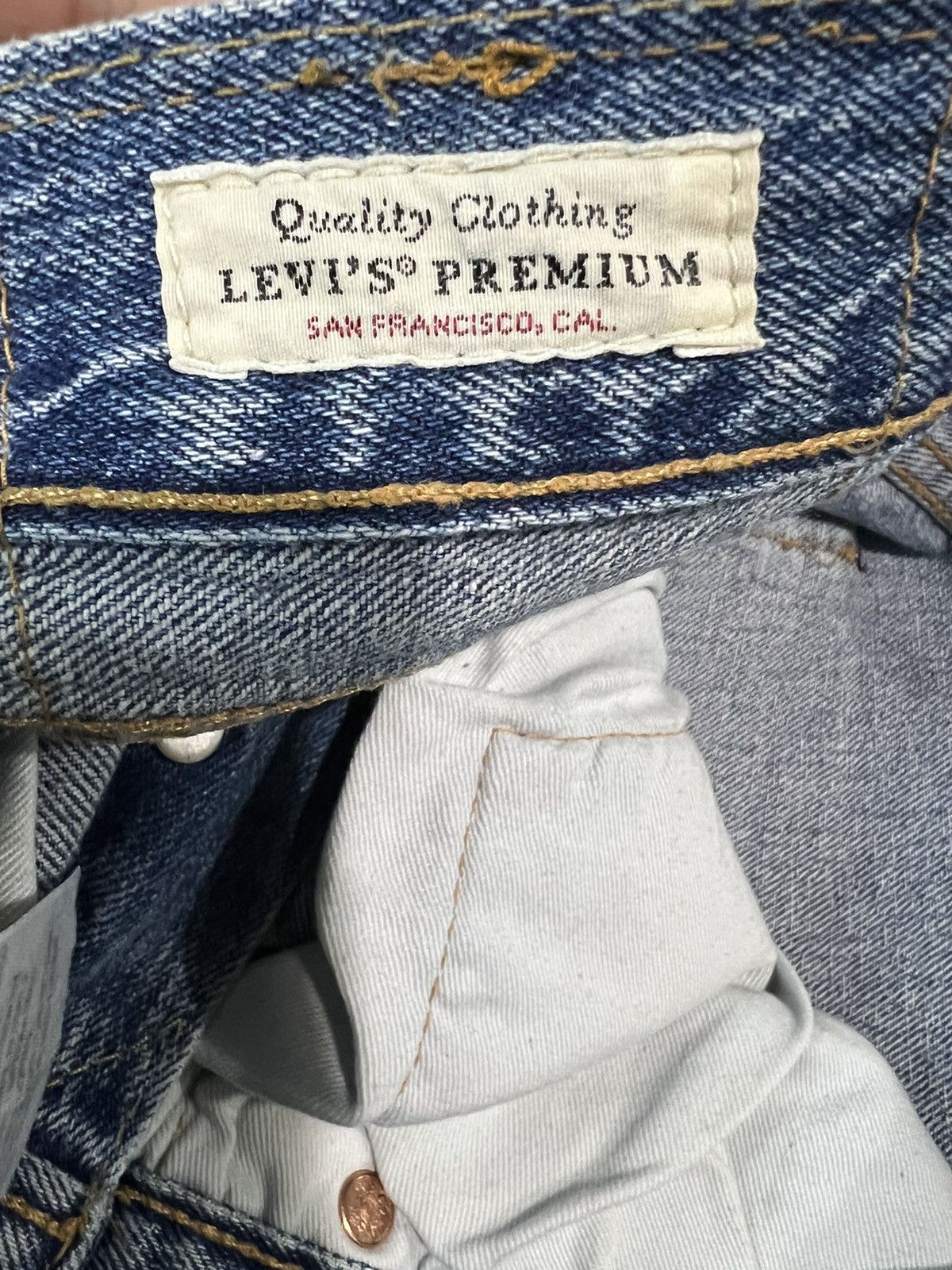 Levi's × Vintage Levi’s 501 ‘93 vintage denim jeans 32x33 Size US 32 / EU 48 - 7 Thumbnail
