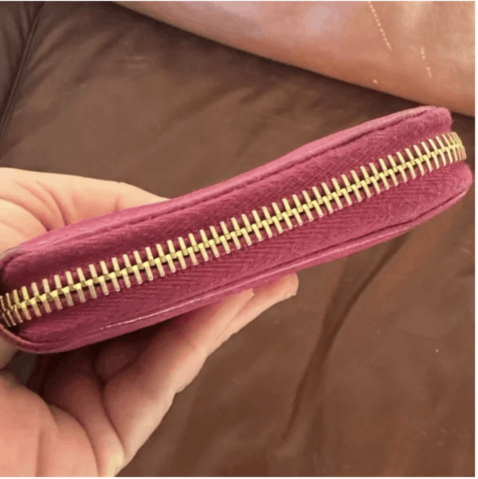 Miu Miu Miu Miu Fuchsia Leather Clutch / Wallet Size ONE SIZE - 4 Thumbnail
